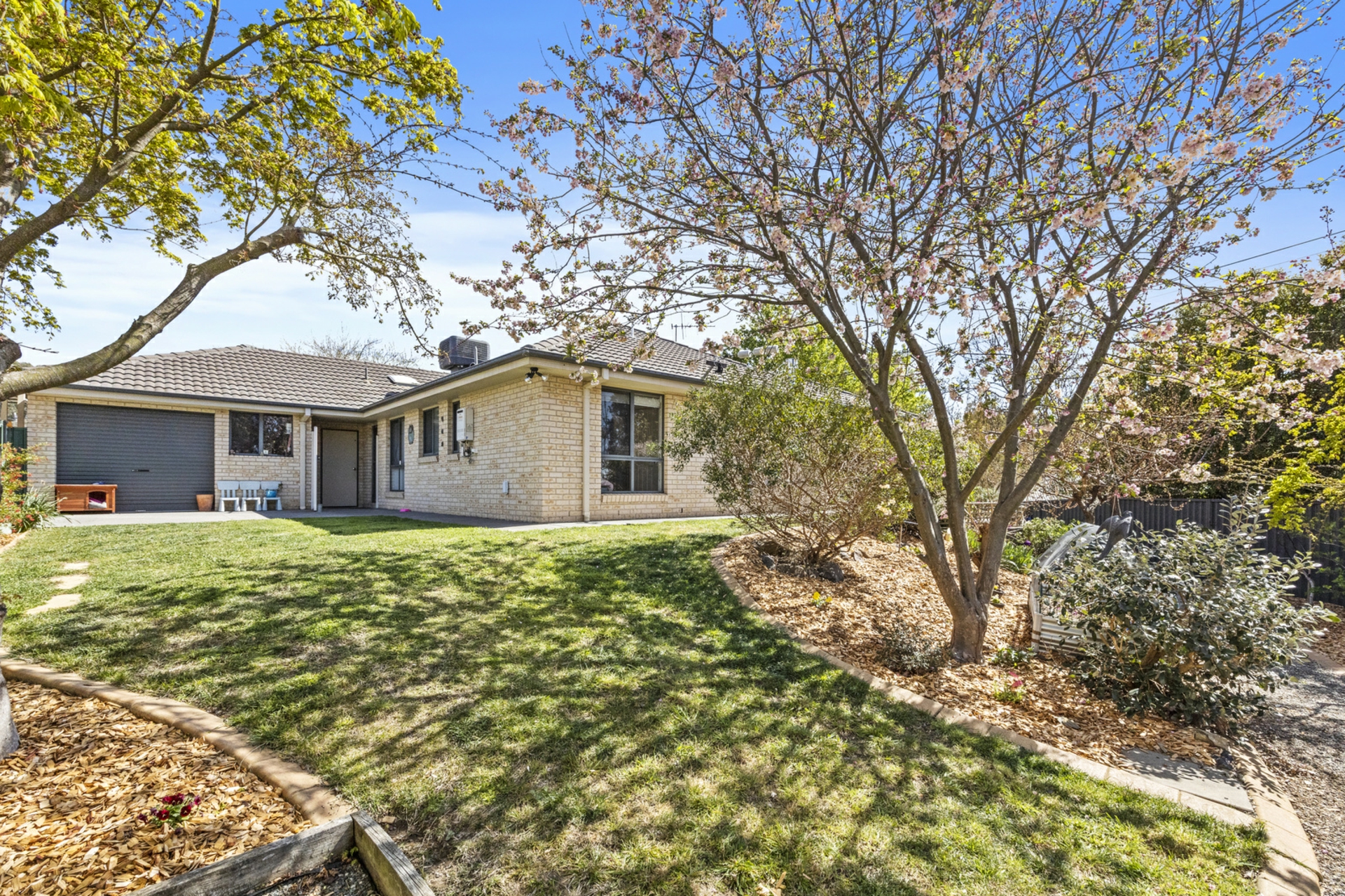 11 Eppalock Street, DUFFY