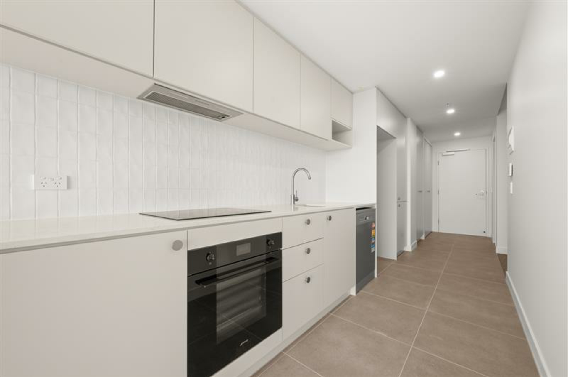 1909/2 Furzer Street, PHILLIP