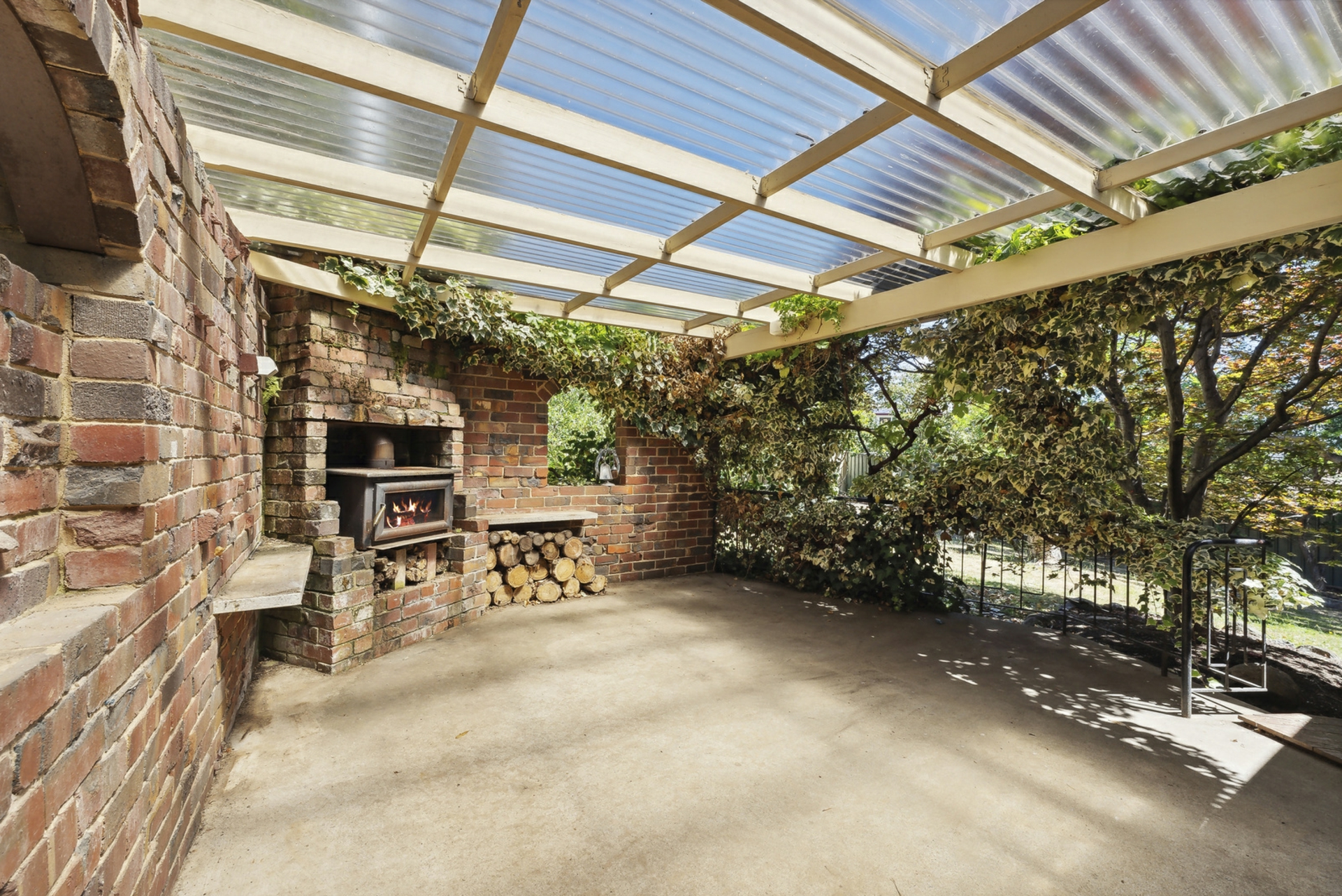74 Hilder Street, WESTON