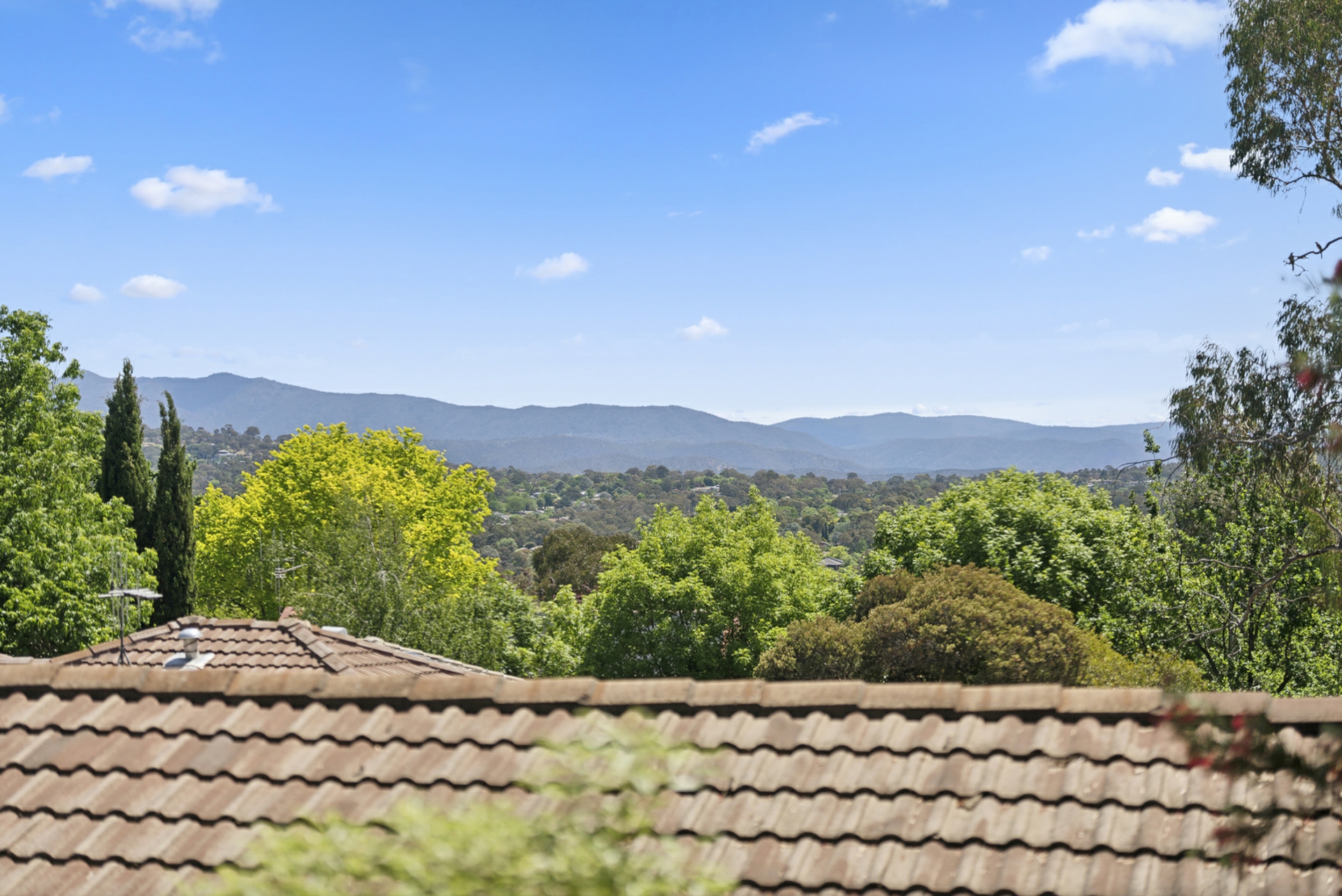 74 Hilder Street, WESTON