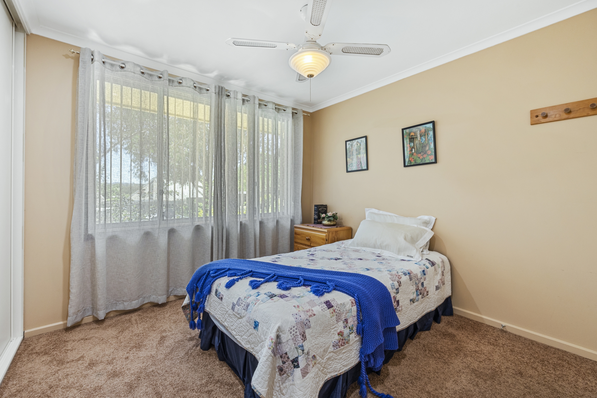 52 Pearson Street, HOLDER