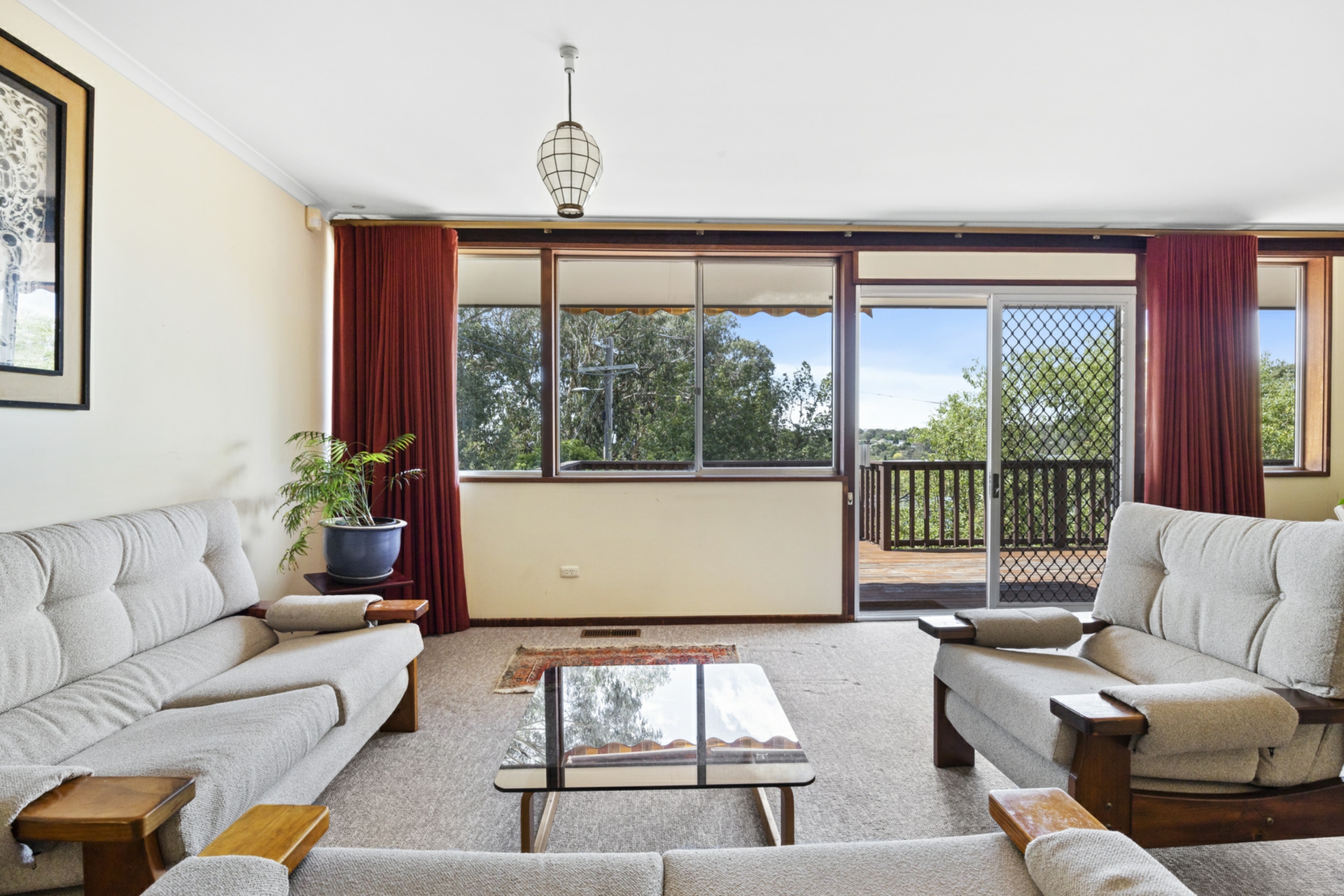 6 Prior Place, FARRER