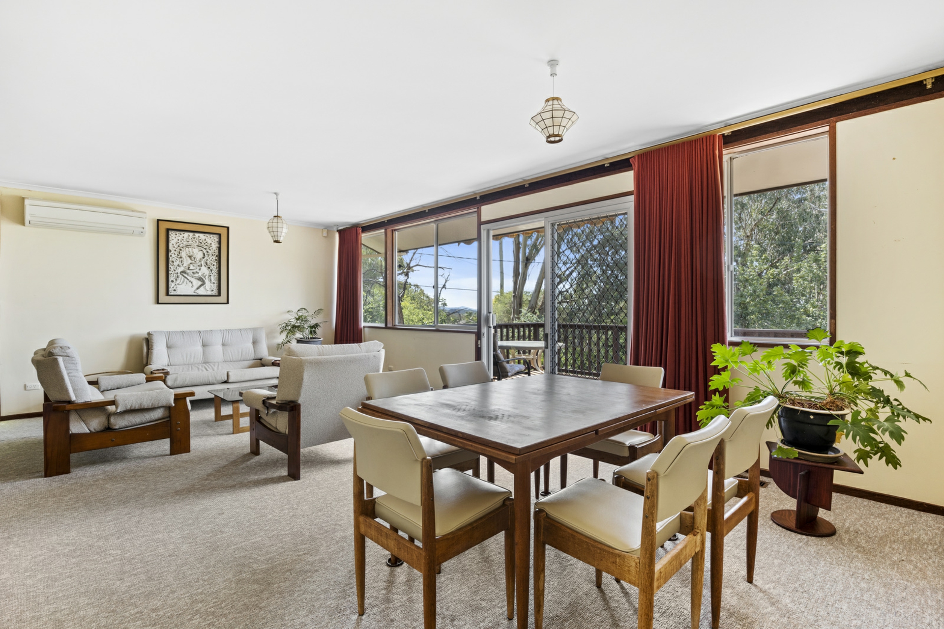 6 Prior Place, FARRER