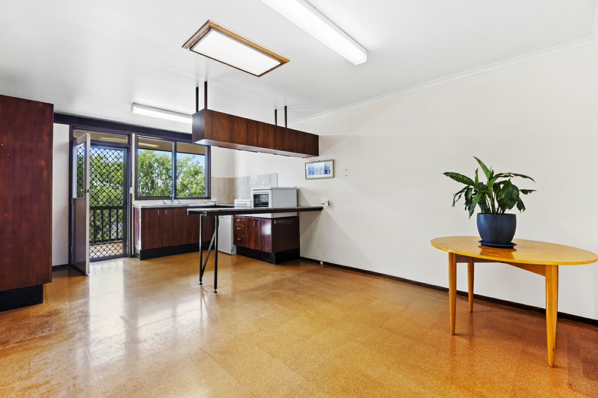6 Prior Place, FARRER