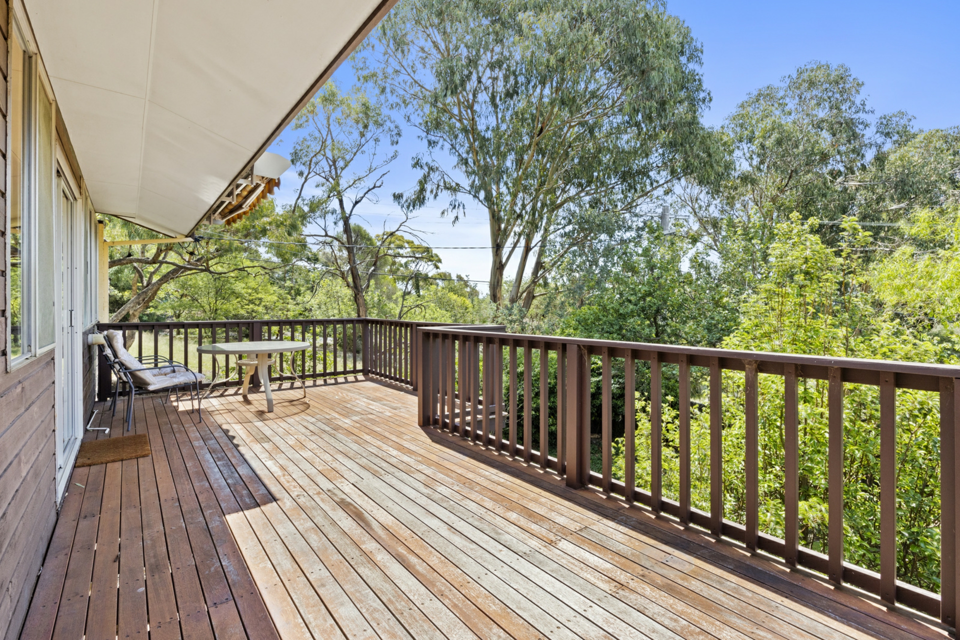 6 Prior Place, FARRER