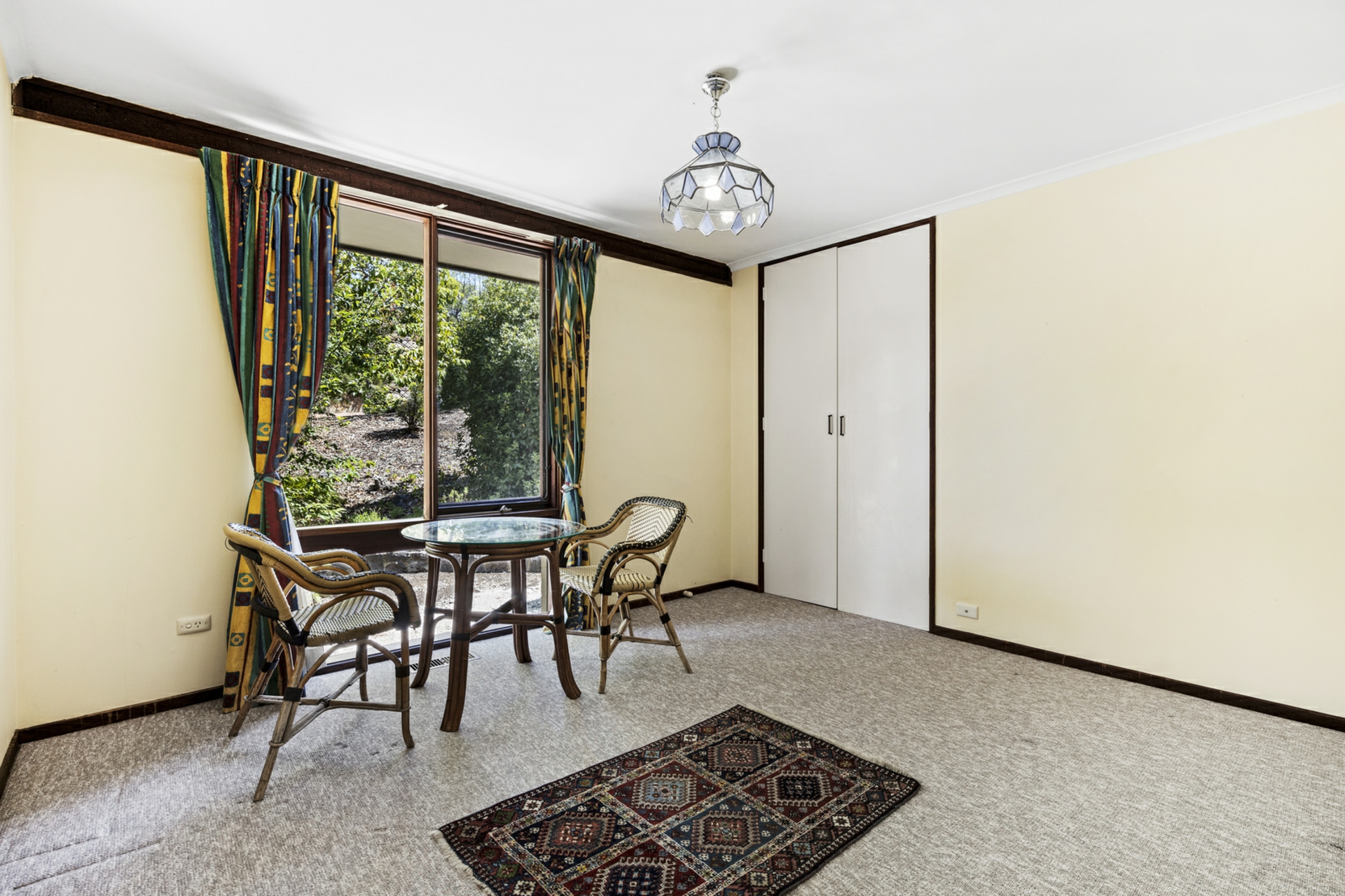 6 Prior Place, FARRER