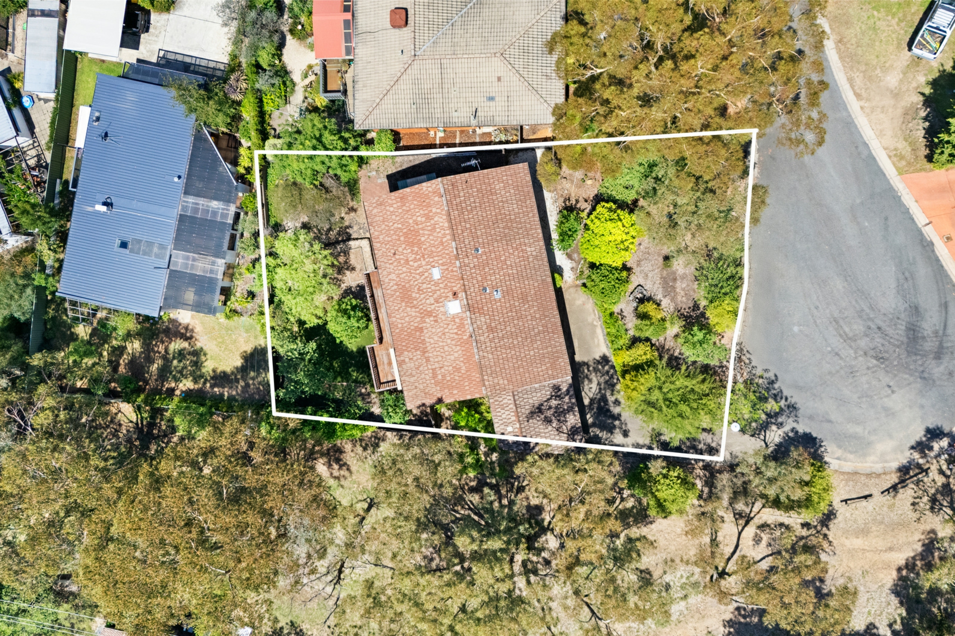 6 Prior Place, FARRER