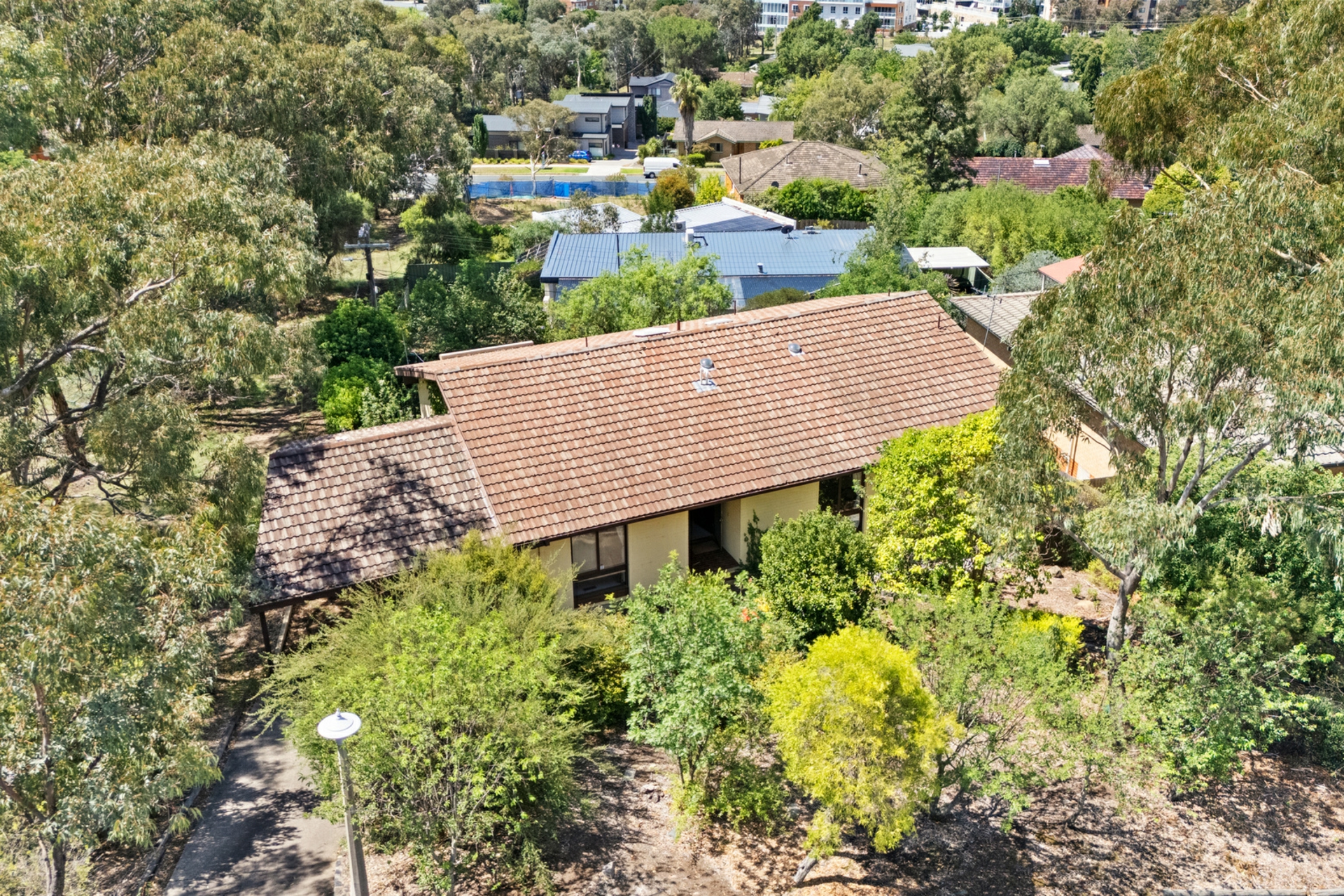 6 Prior Place, FARRER