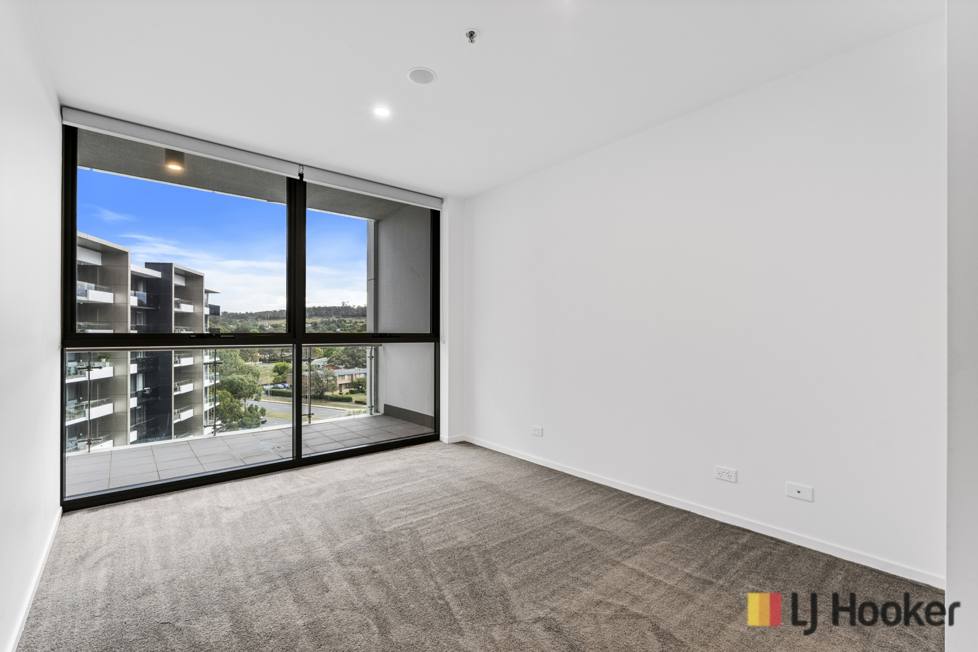 72/7 Irving Street, PHILLIP