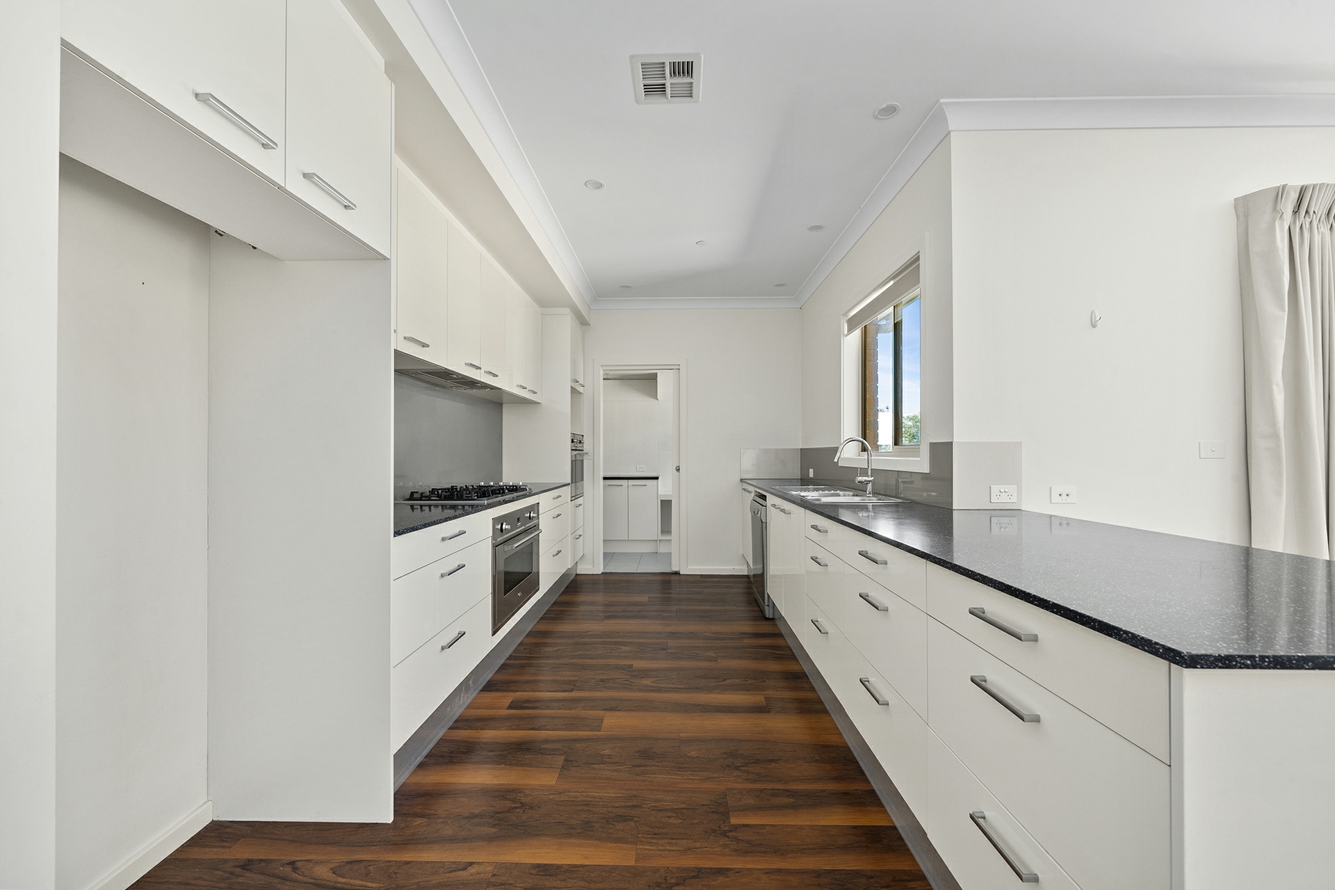 4 Len Ryan Street, URIARRA VILLAGE