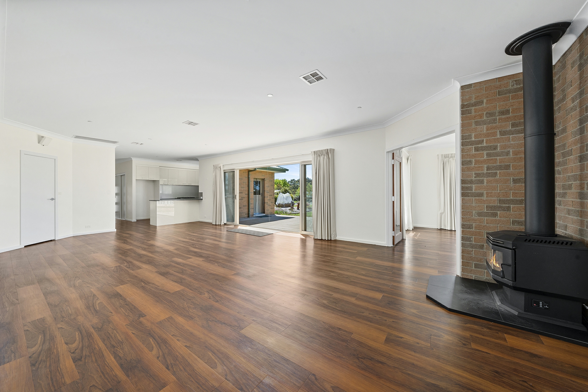 4 Len Ryan Street, URIARRA VILLAGE