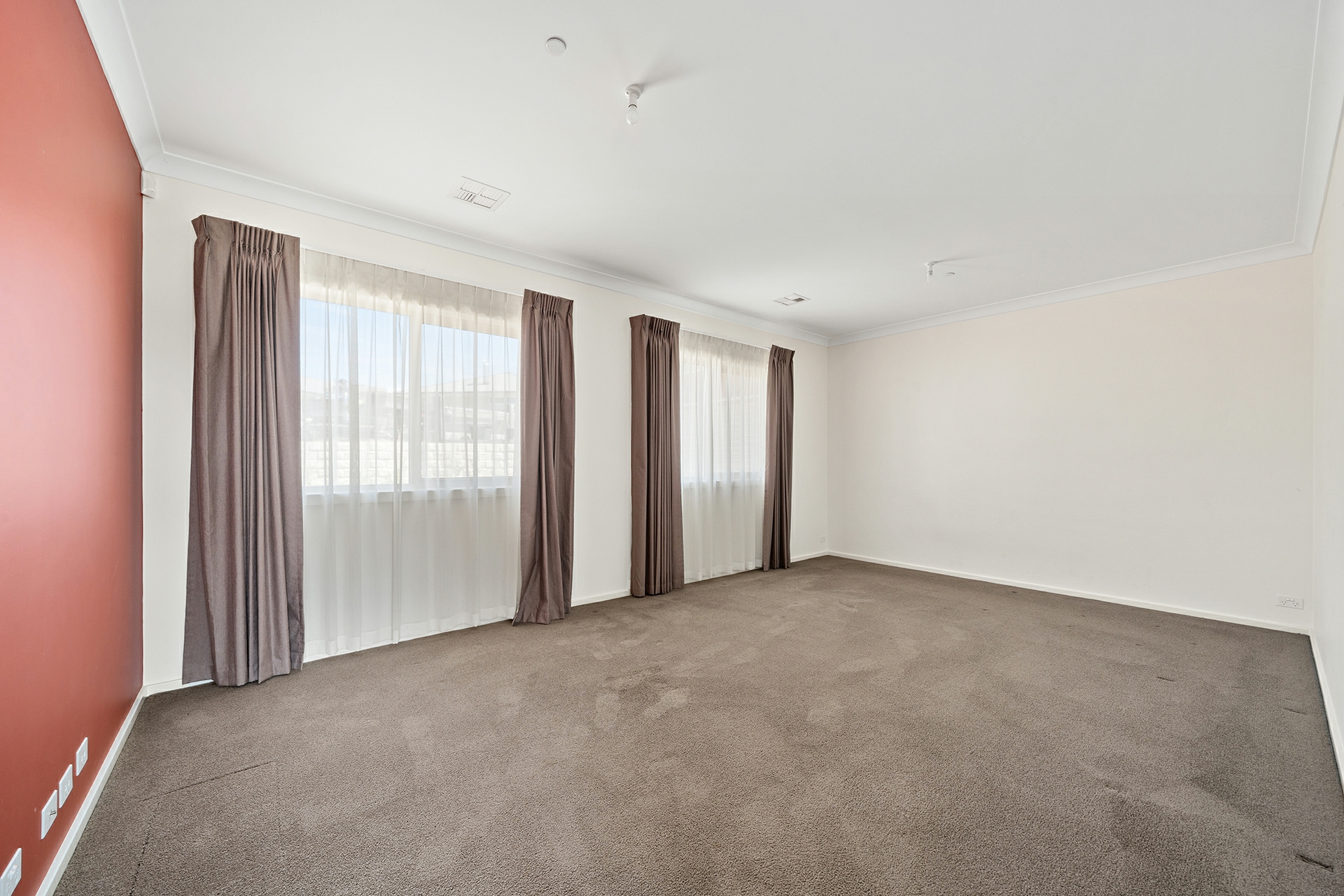 4 Len Ryan Street, URIARRA VILLAGE