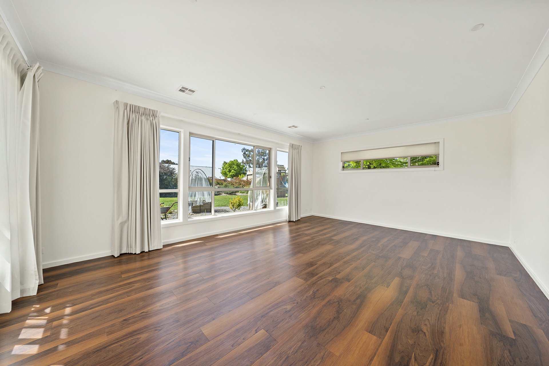 4 Len Ryan Street, URIARRA VILLAGE