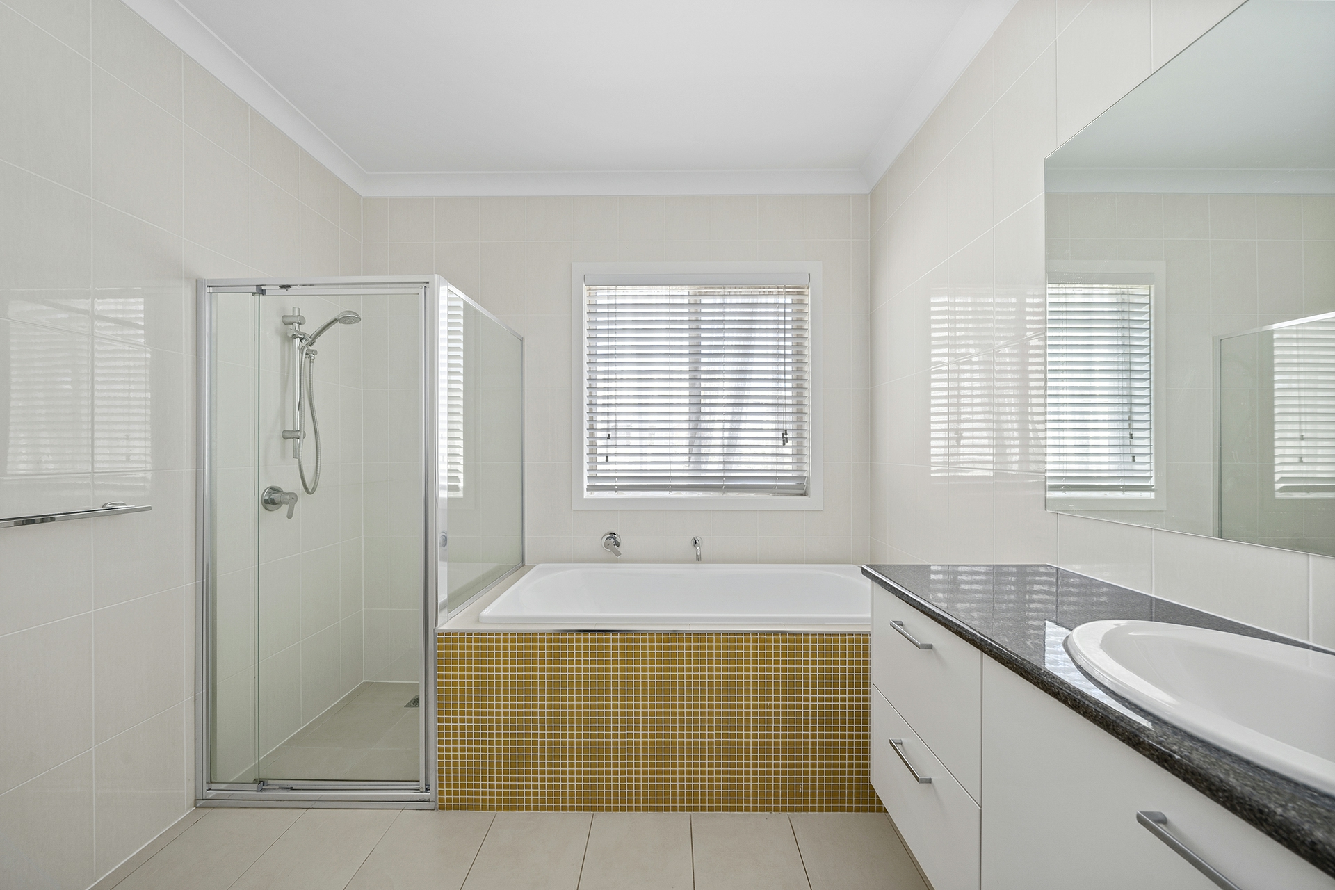 4 Len Ryan Street, URIARRA VILLAGE
