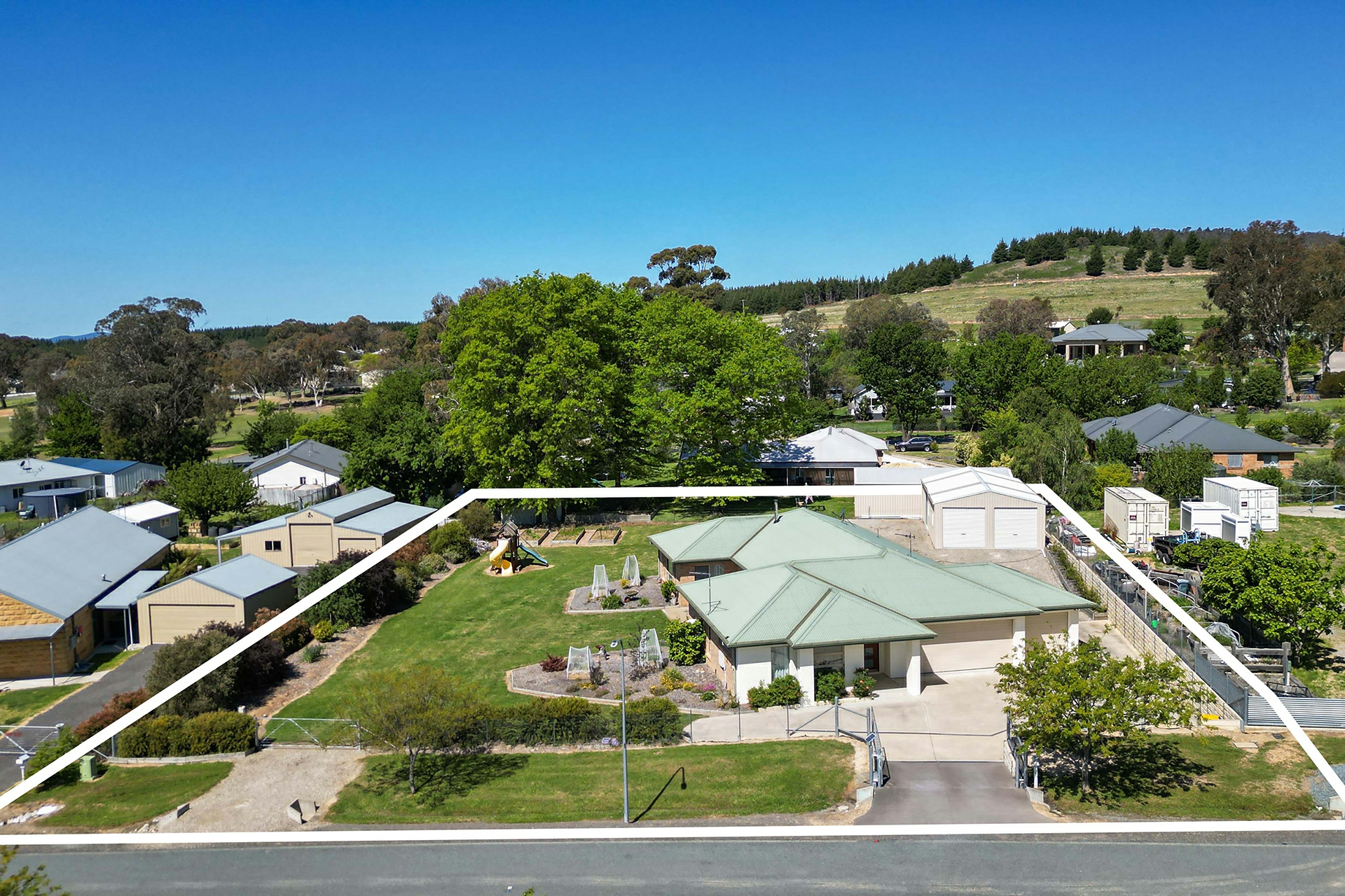 4 Len Ryan Street, URIARRA VILLAGE