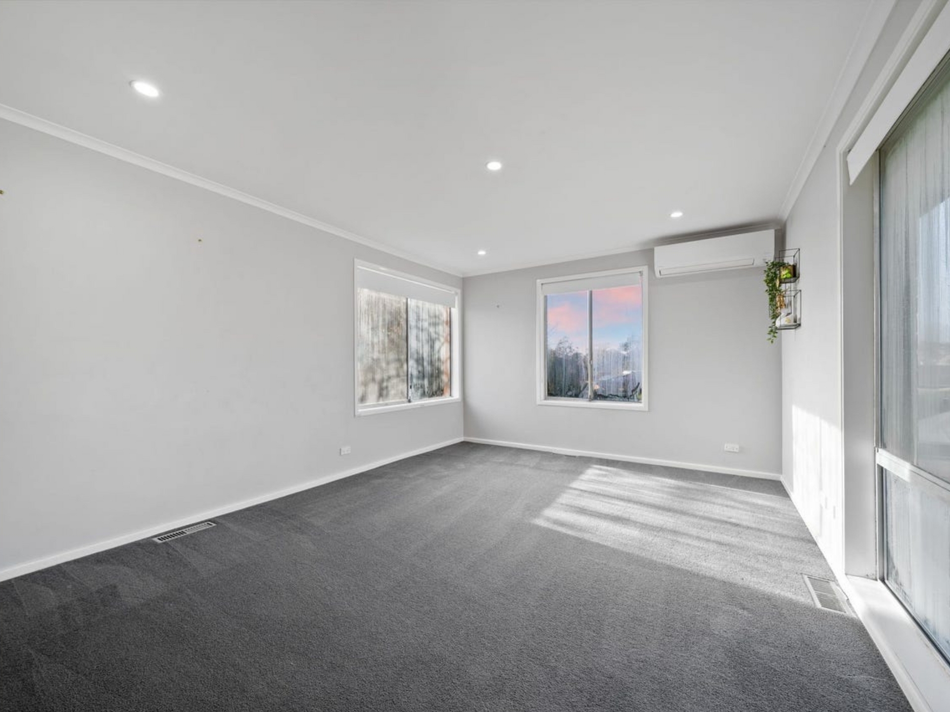 115 Eggleston Crescent, CHIFLEY