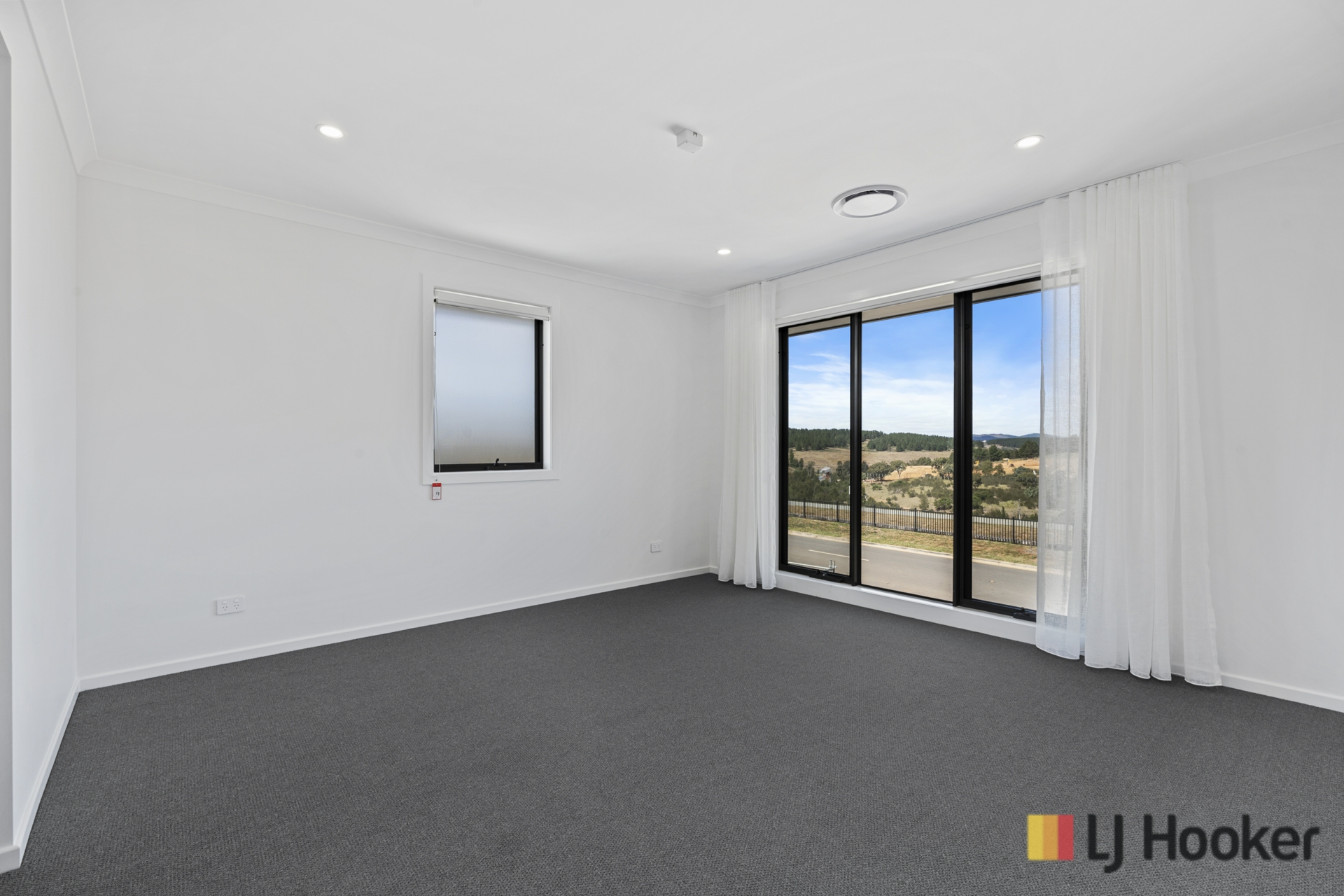 72 Thancoupie Crescent, WHITLAM