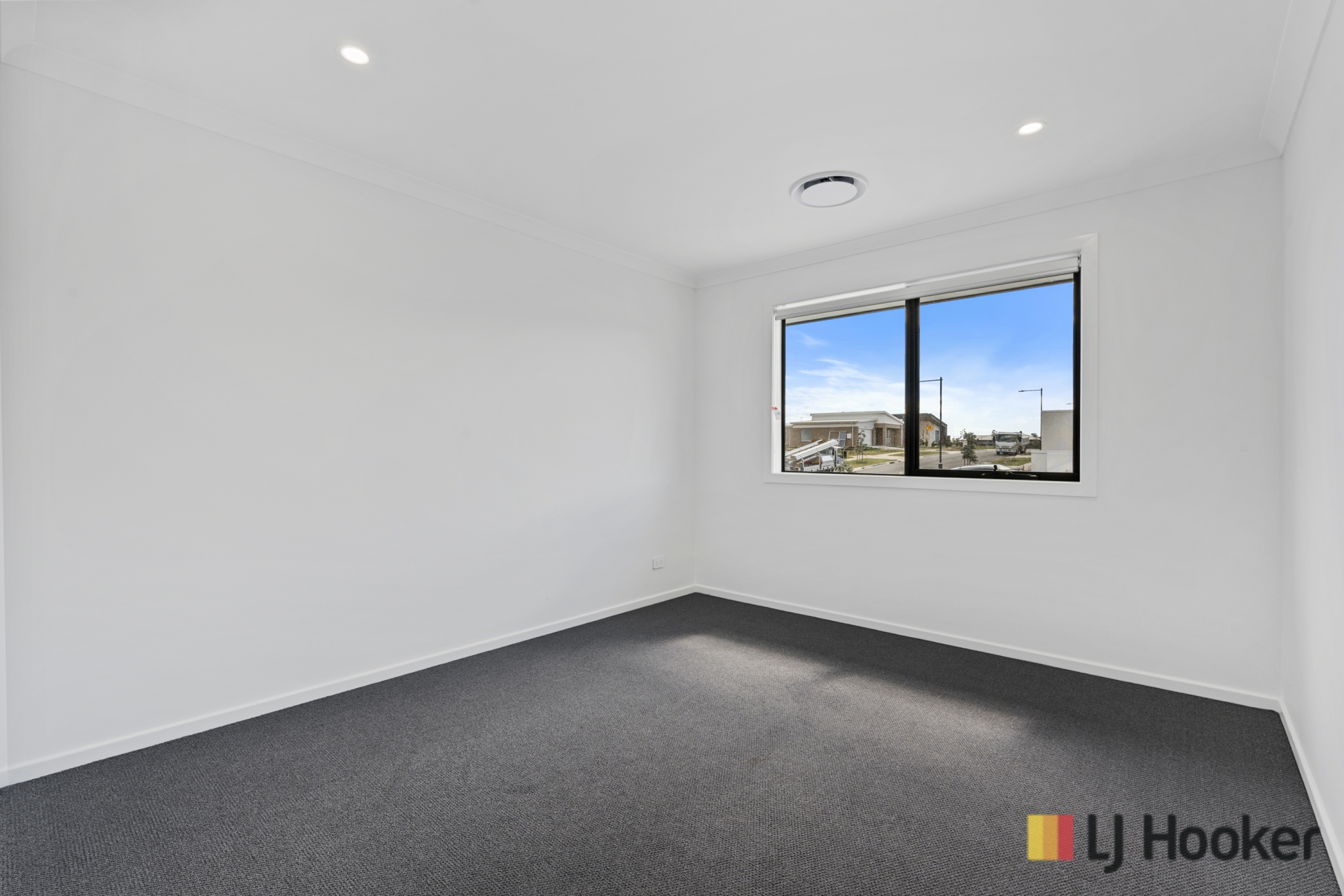 72 Thancoupie Crescent, WHITLAM