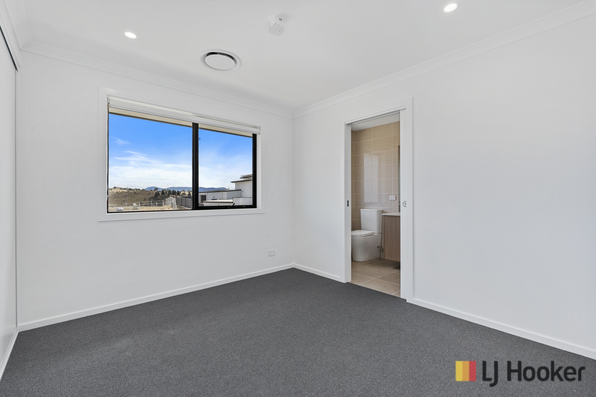 72 Thancoupie Crescent, WHITLAM