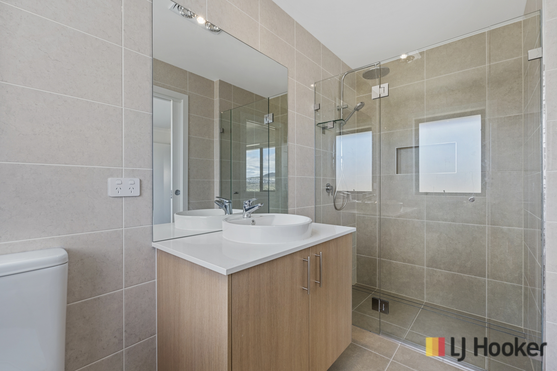 72 Thancoupie Crescent, WHITLAM