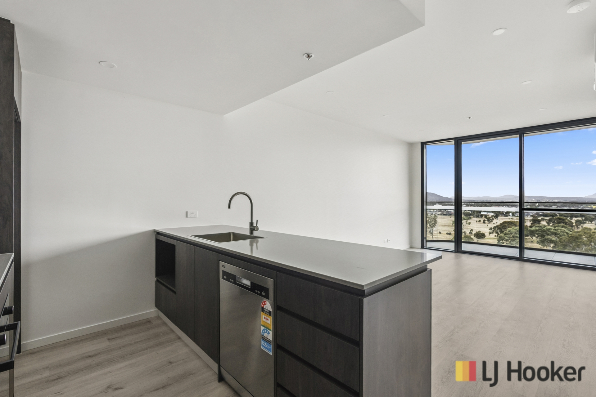 1011/61 Camilleri Way, Gungahlin