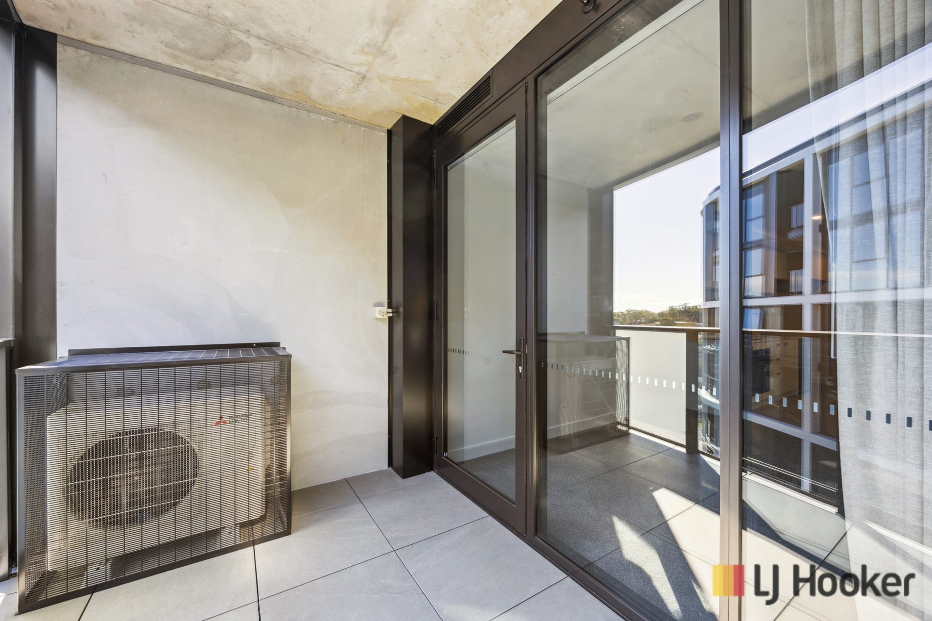 1006/11 Launceston Street, PHILLIP