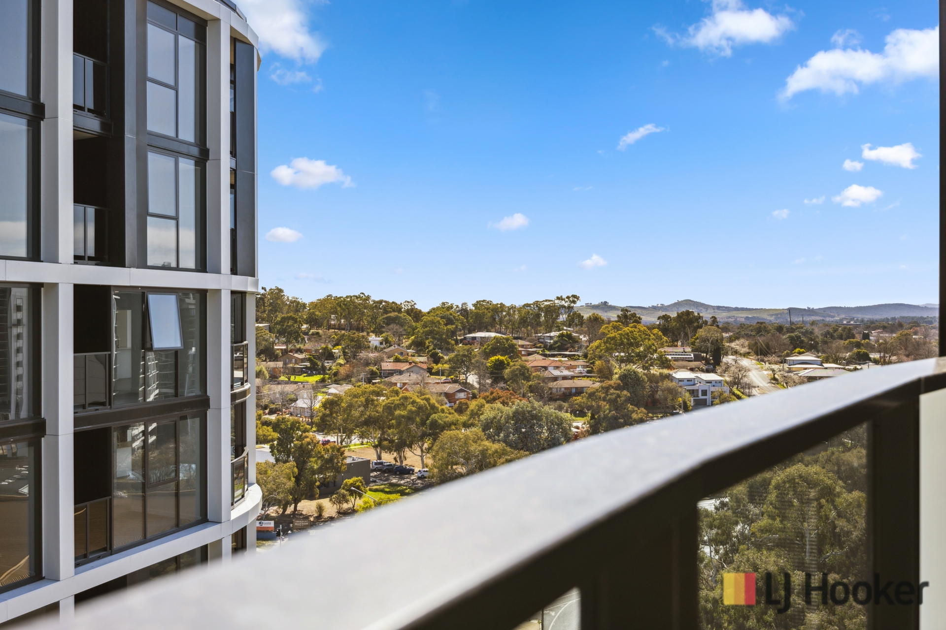 1006/11 Launceston Street, PHILLIP