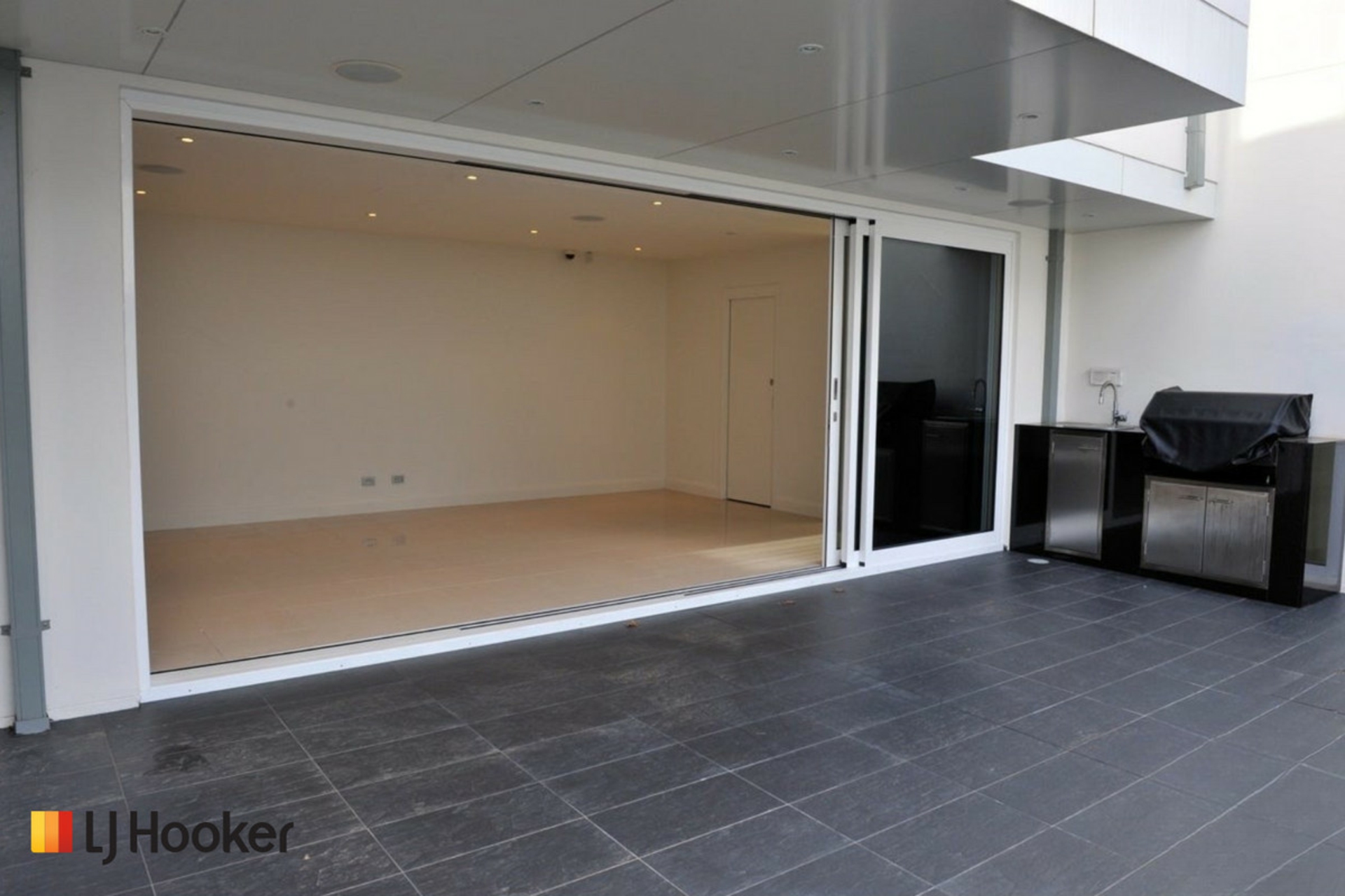 8 Waygoose Street — photo 12 of 24