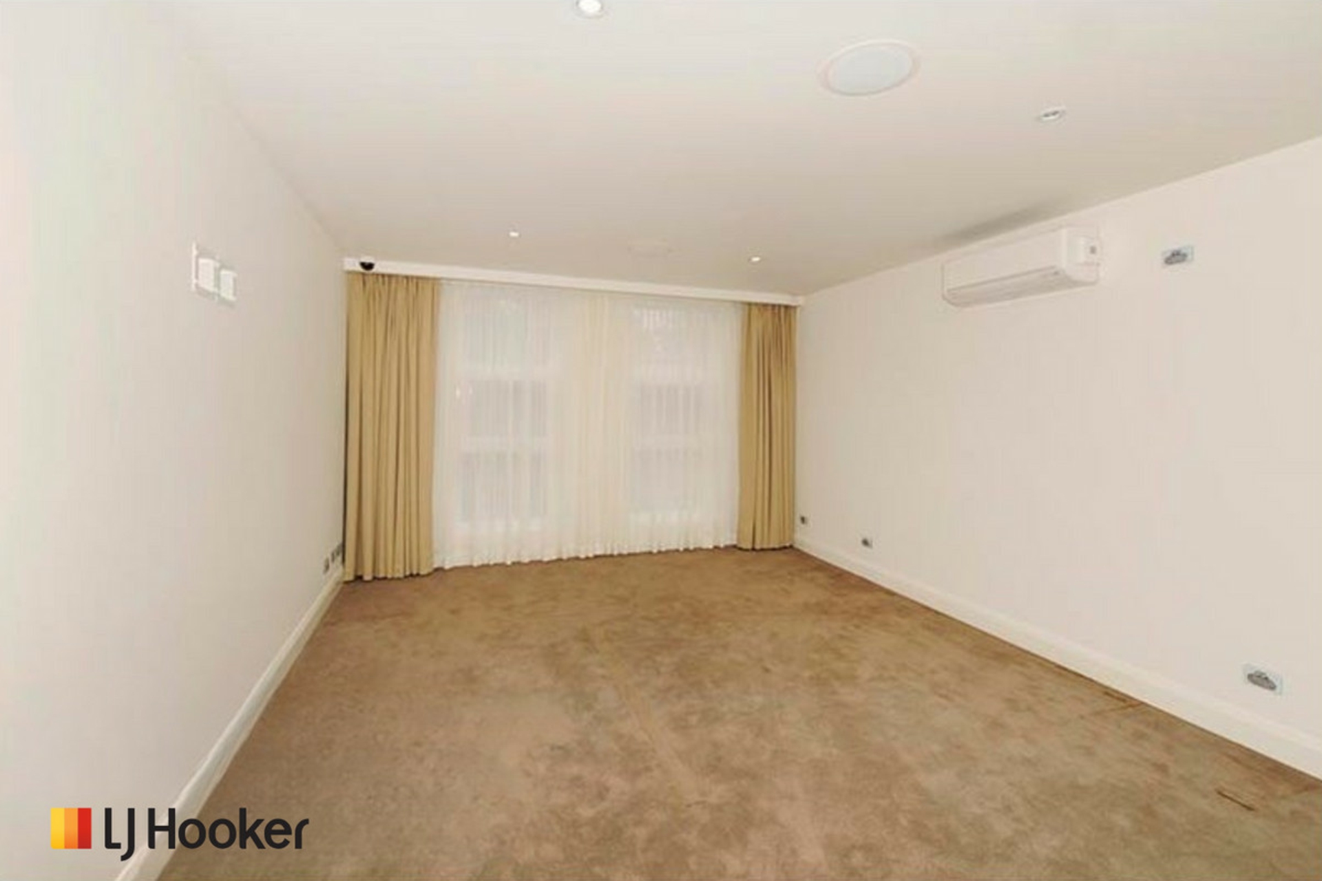8 Waygoose Street — photo 14 of 24