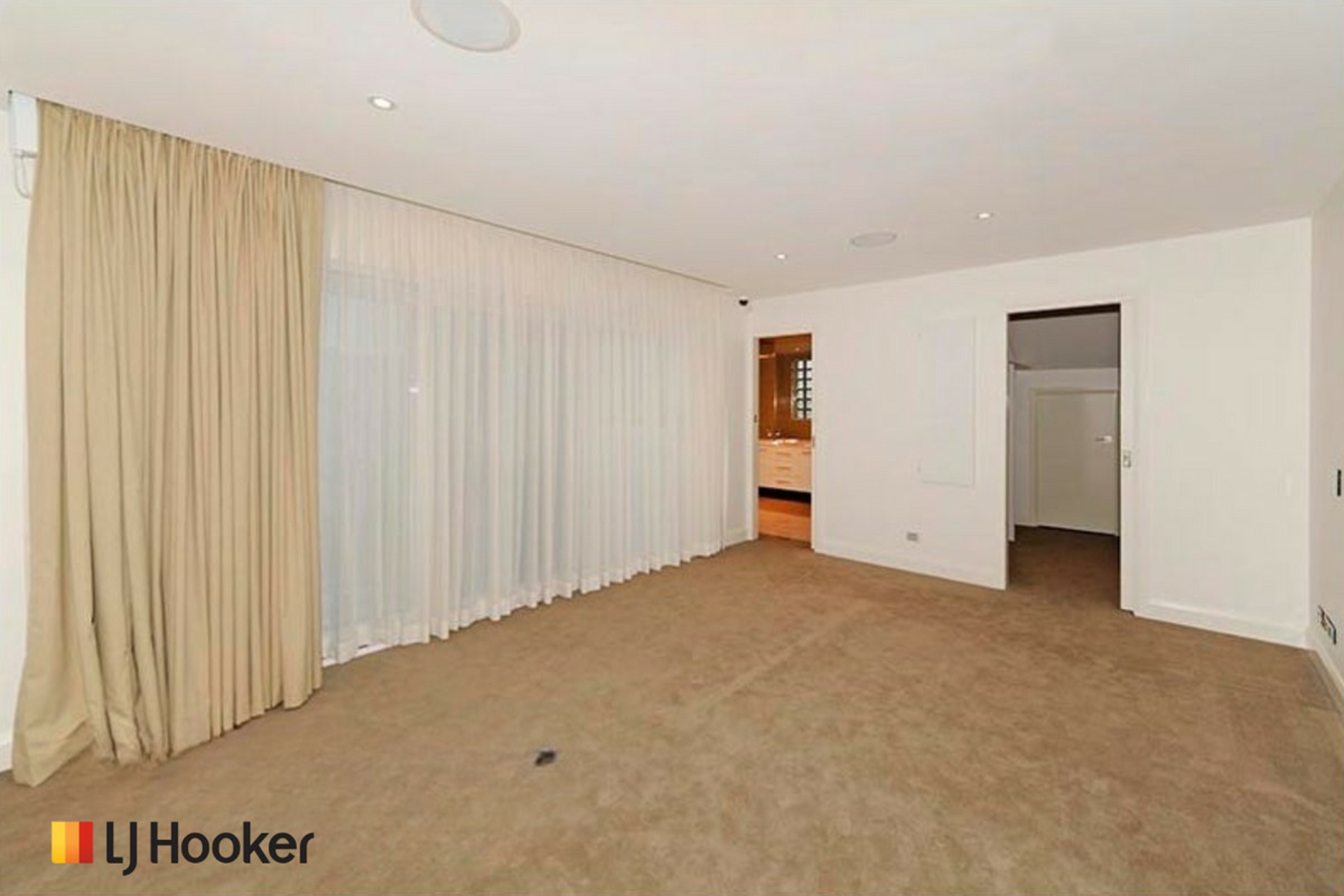 8 Waygoose Street — photo 17 of 24