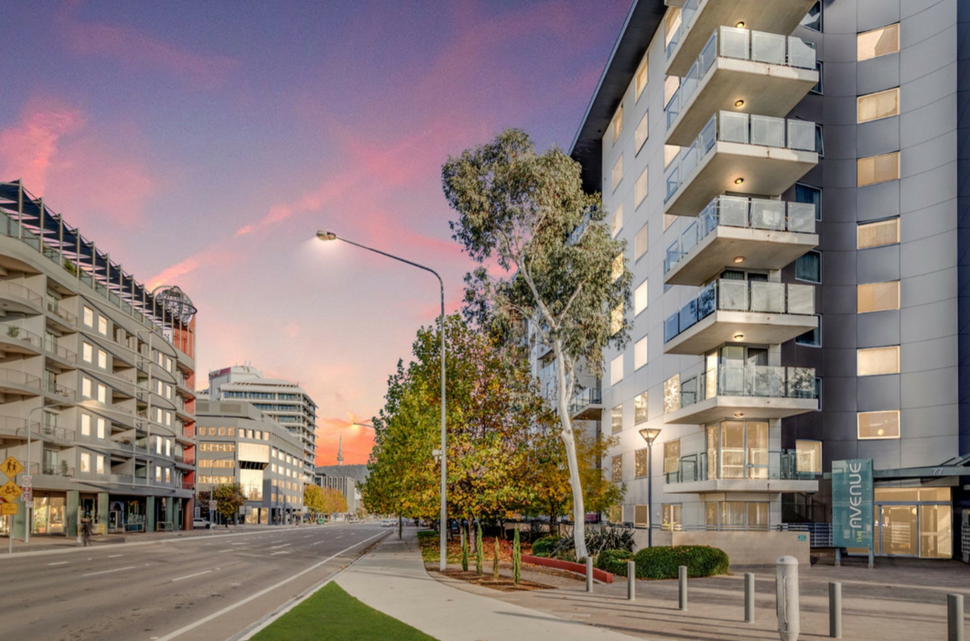 33/18 Moore Street — photo from LJ Hooker Woden | Weston
