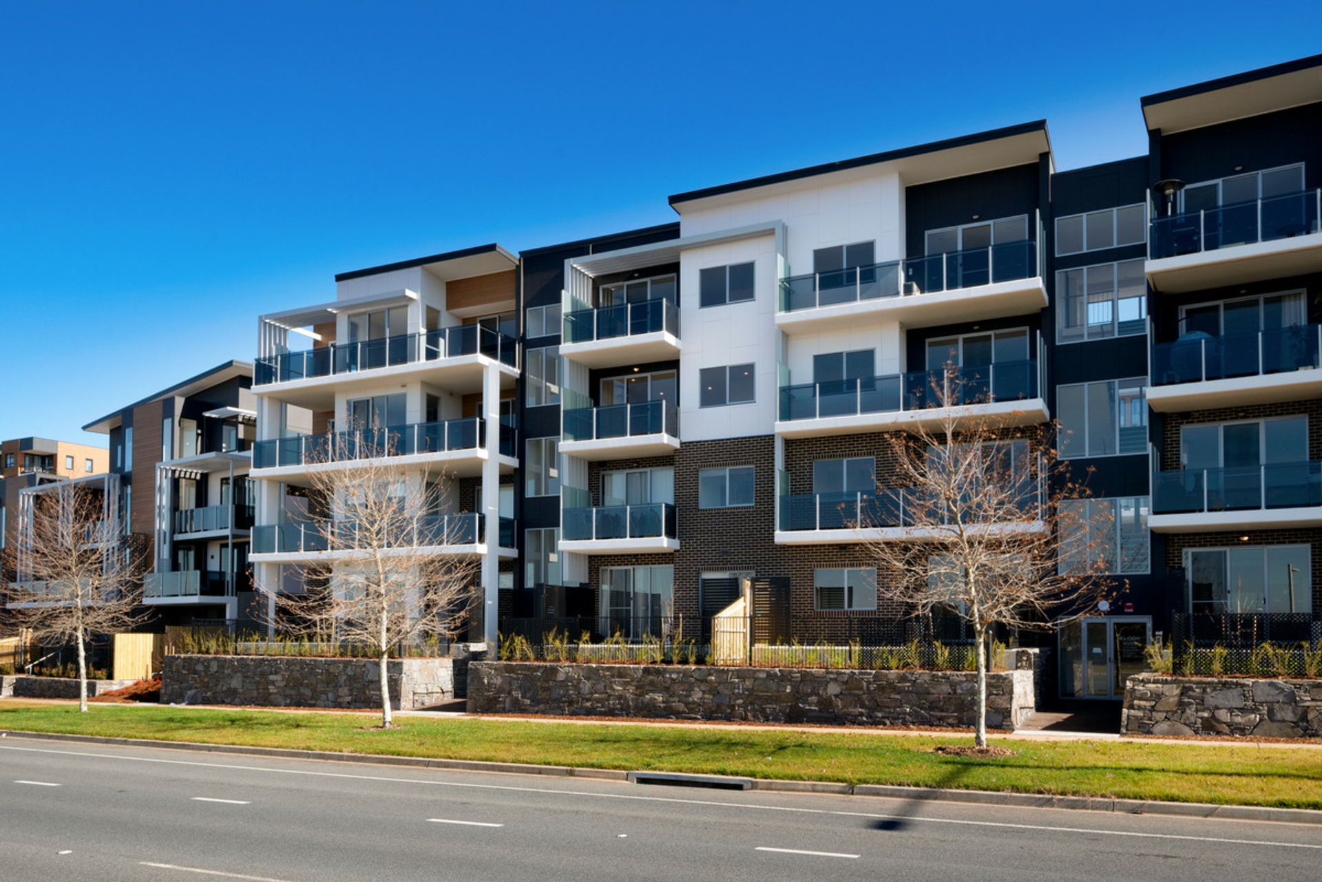 G52/26 Marie Little Crescent — photo from LJ Hooker Woden | Weston