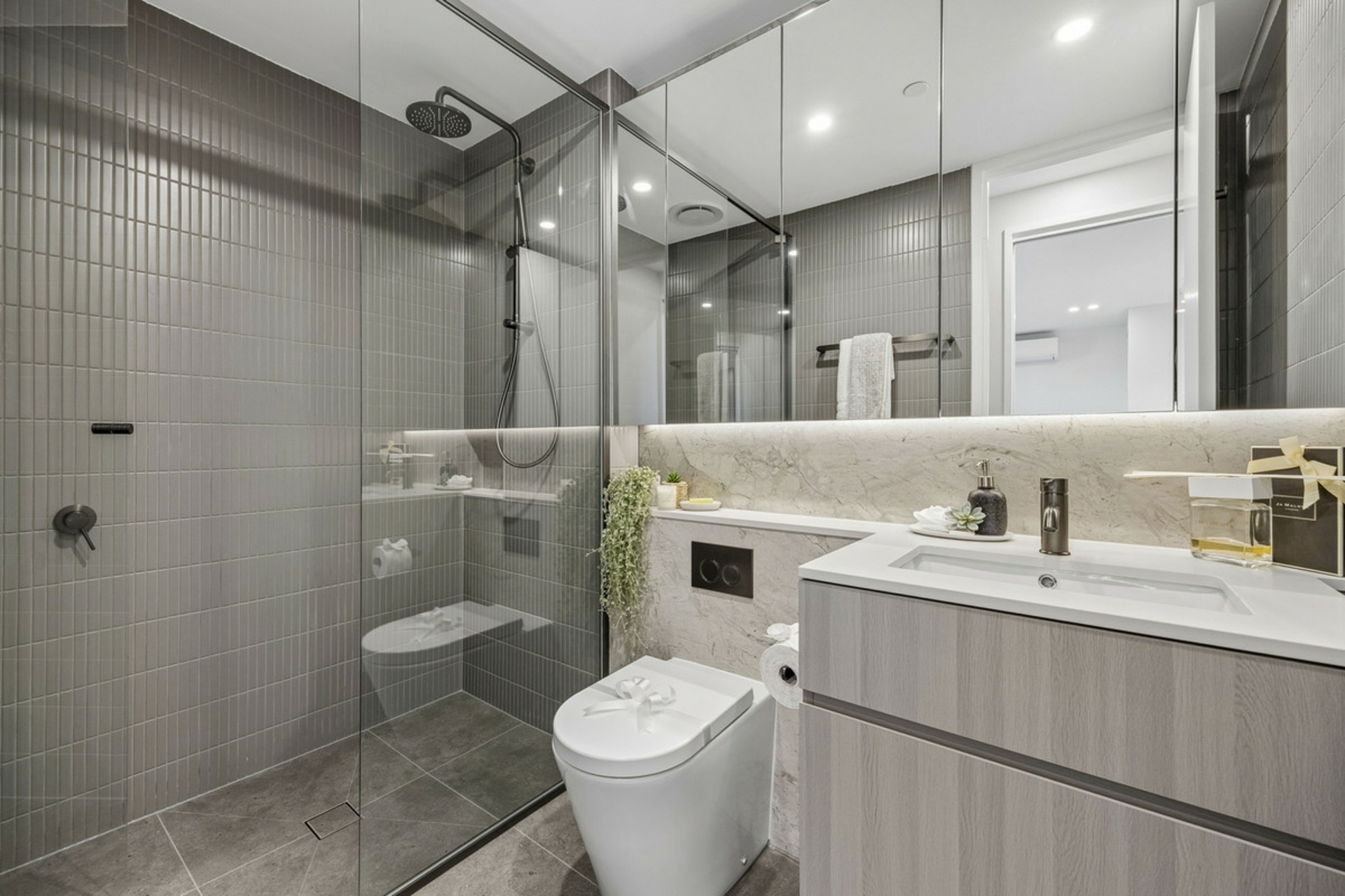 501/302 Northbourne Avenue — photo 11 of 22