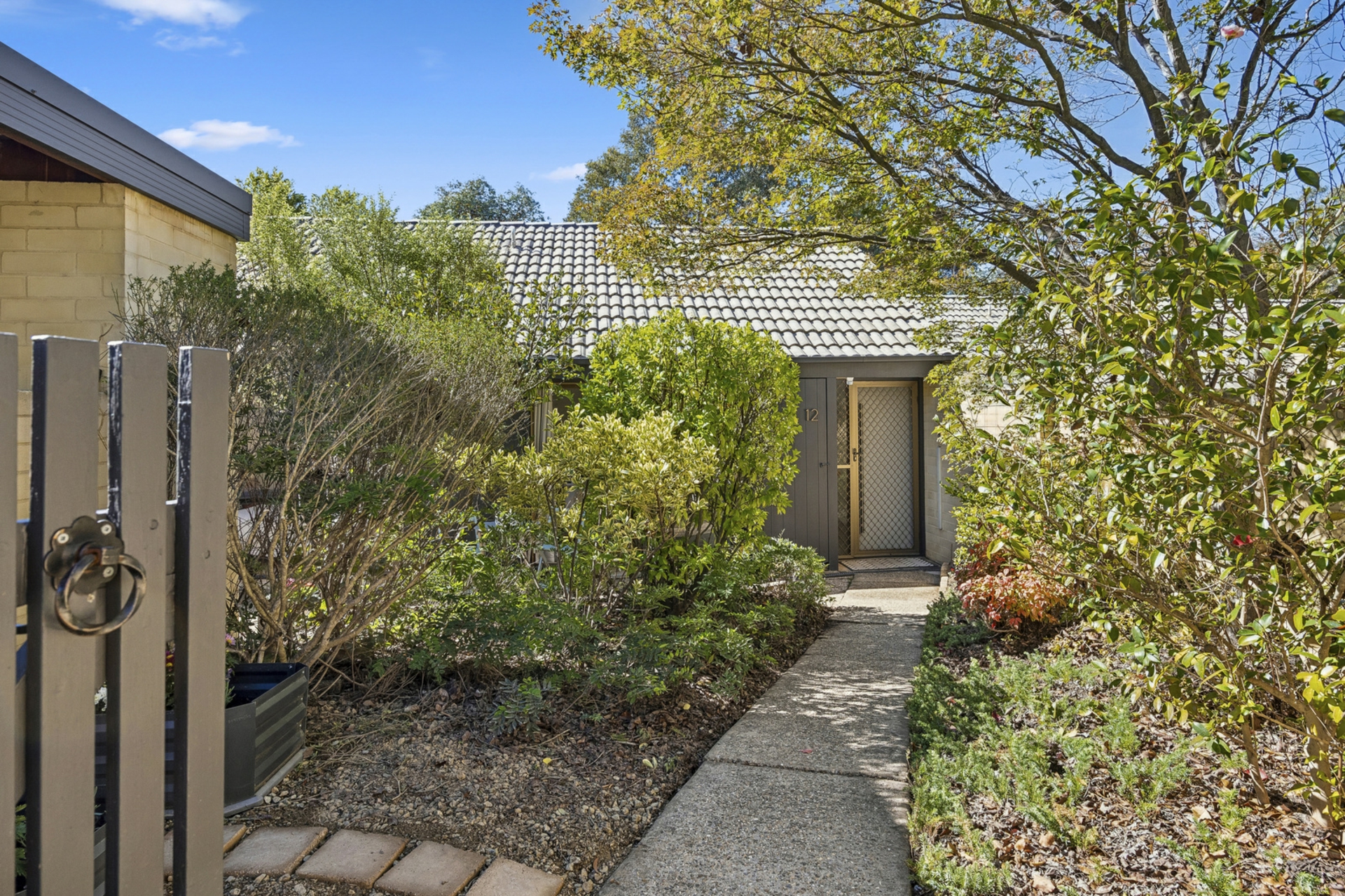 12/5 Tristania Street — photo from LJ Hooker Woden | Weston