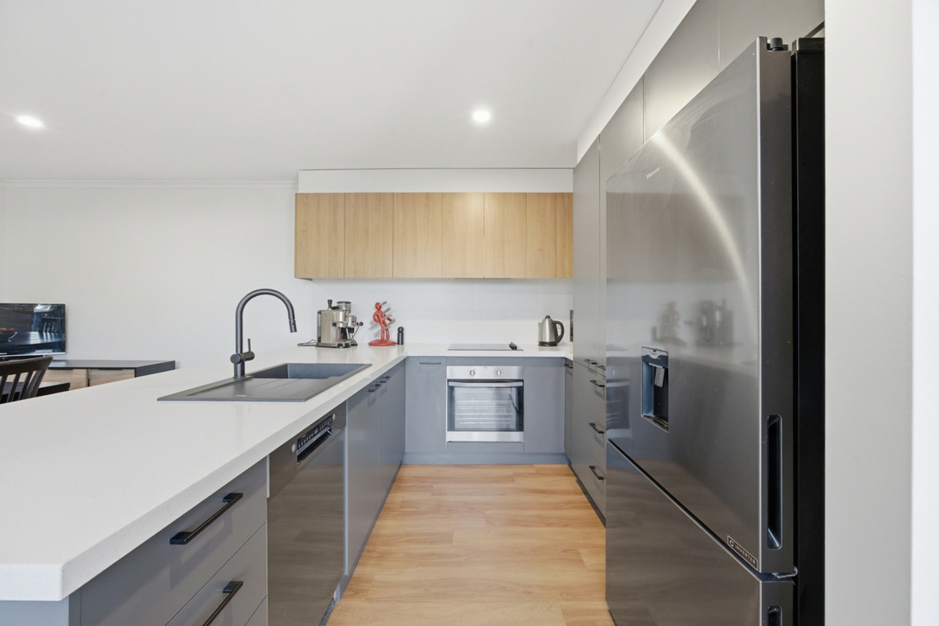7 Burge Close — photo 4 of 21
