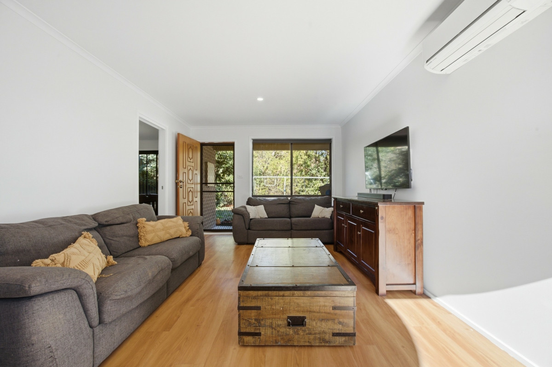 7 Burge Close — photo 8 of 21