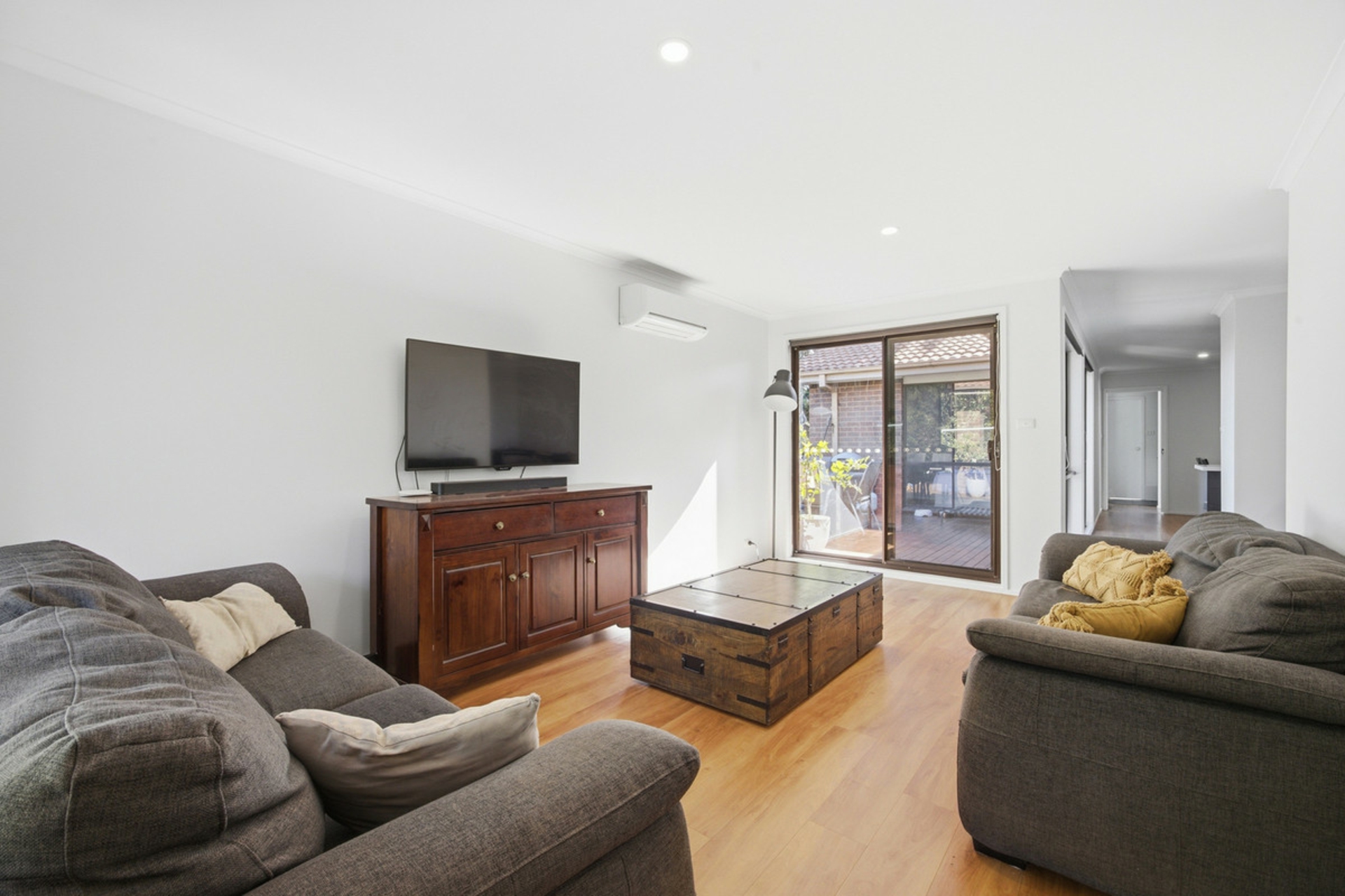 7 Burge Close — photo 9 of 21