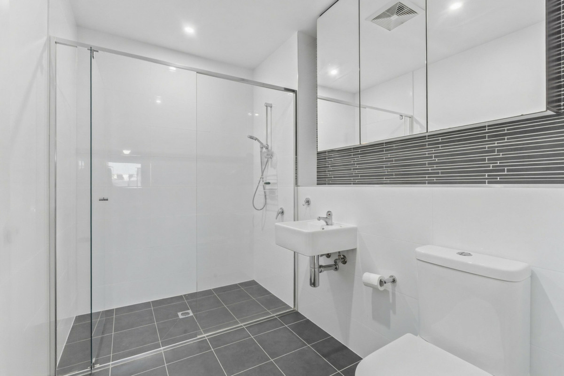 77/40 Philip Hodgins Street — photo 12 of 22
