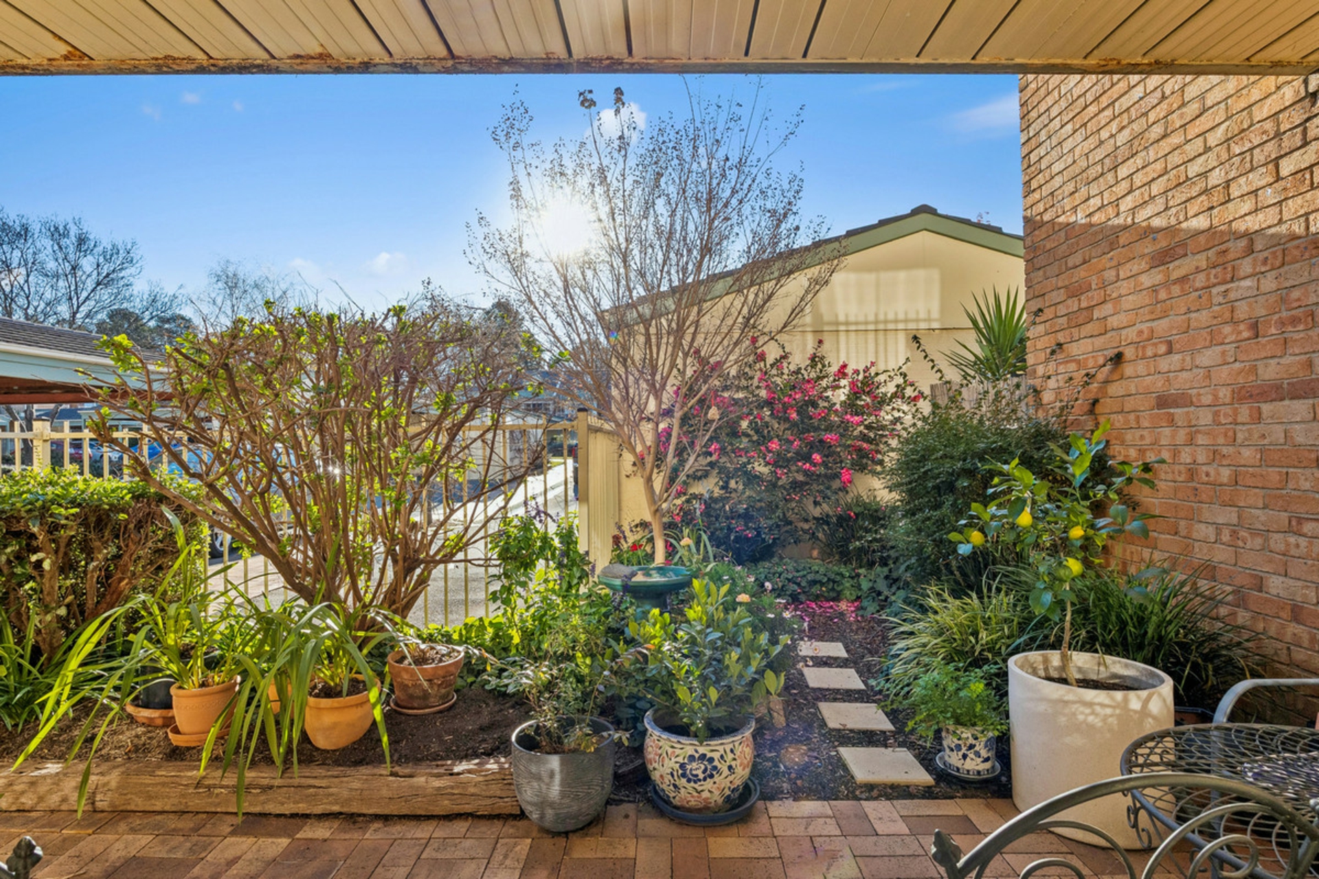 37/42 Jerrabomberra Avenue — photo from LJ Hooker Woden | Weston