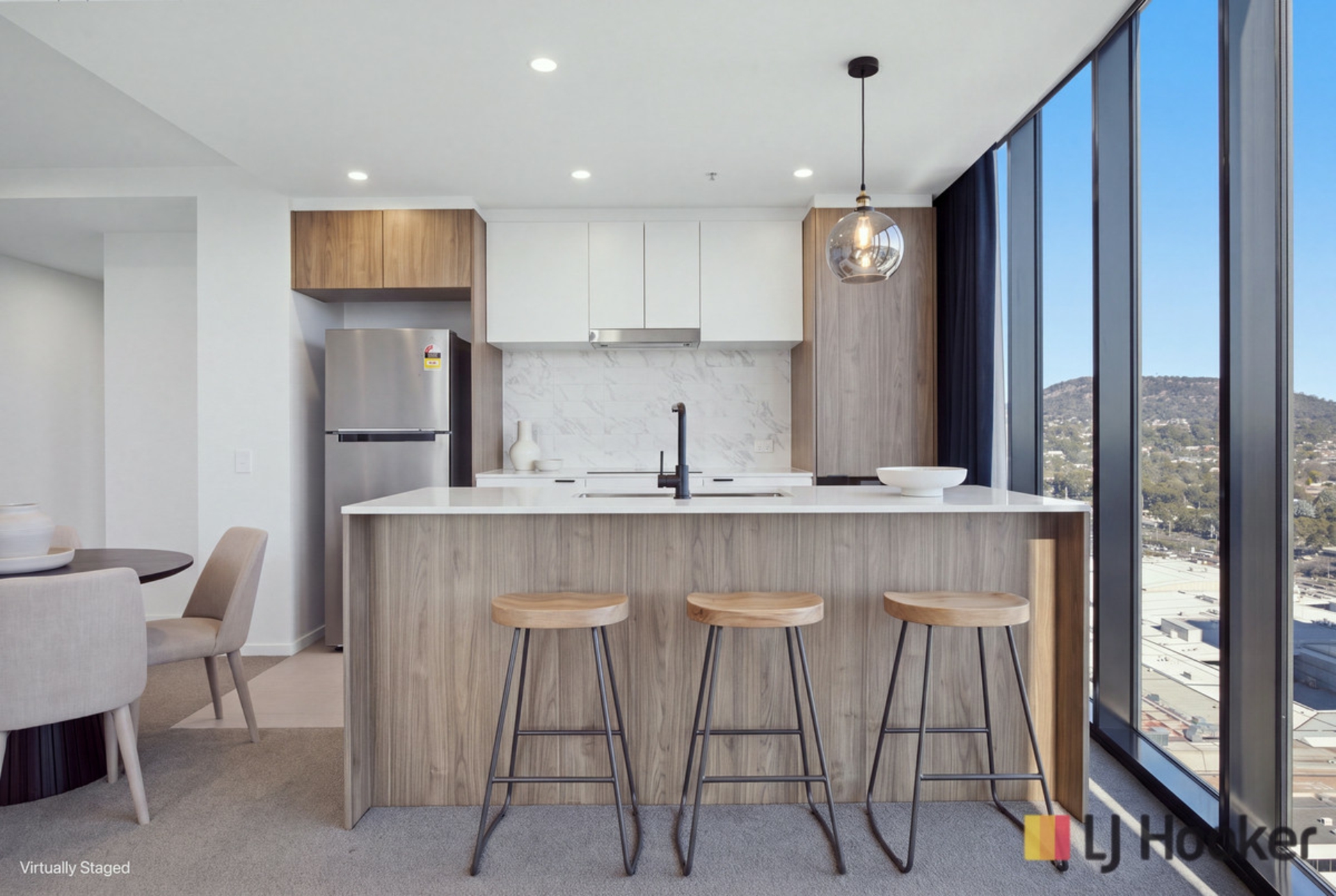2108/15 Bowes Street — photo 3 of 21