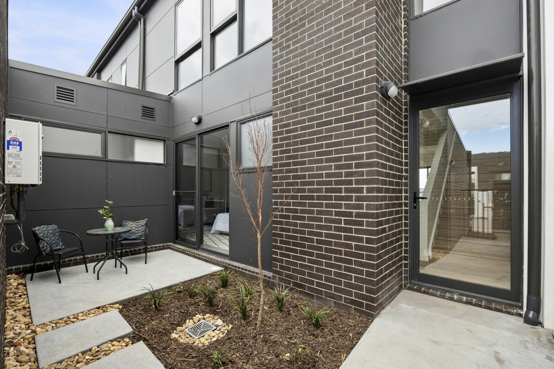 12B Leahy Close — photo 24 of 30