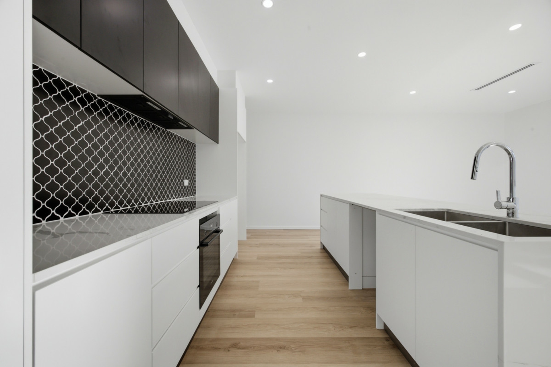 101B Higinbotham Street — photo 5 of 18