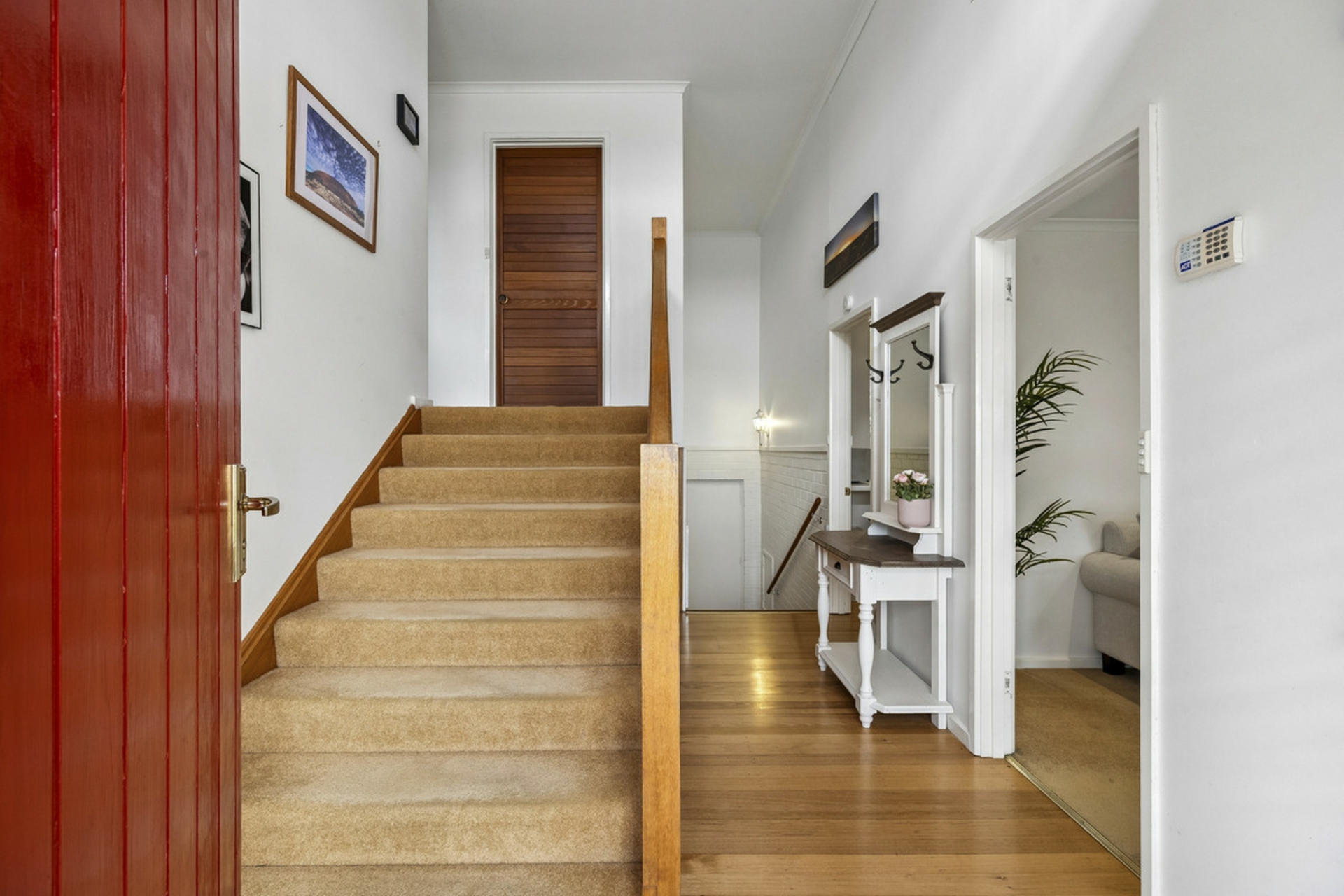 66 Hilder Street — photo 3 of 26