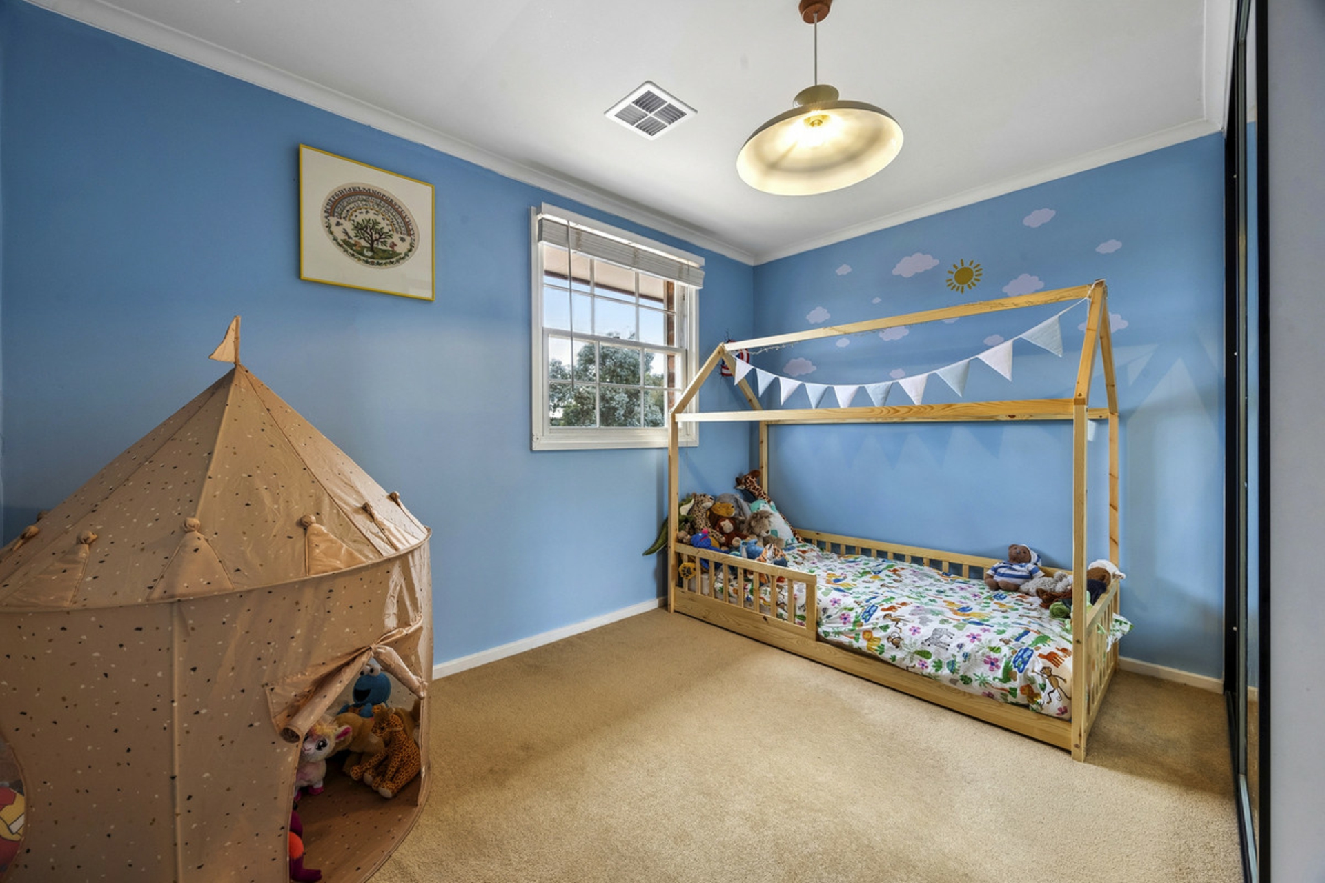 66 Hilder Street — photo 14 of 26