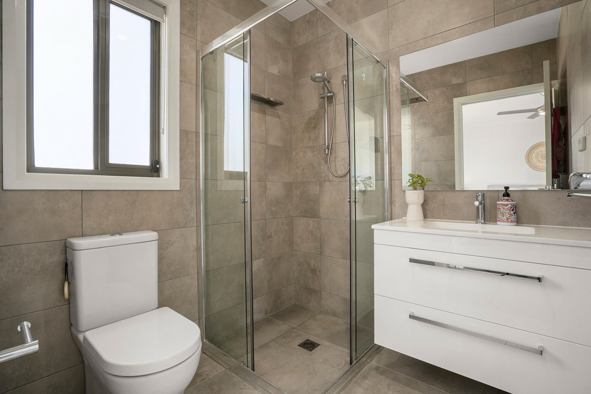 5 Joan Street — photo 17 of 27