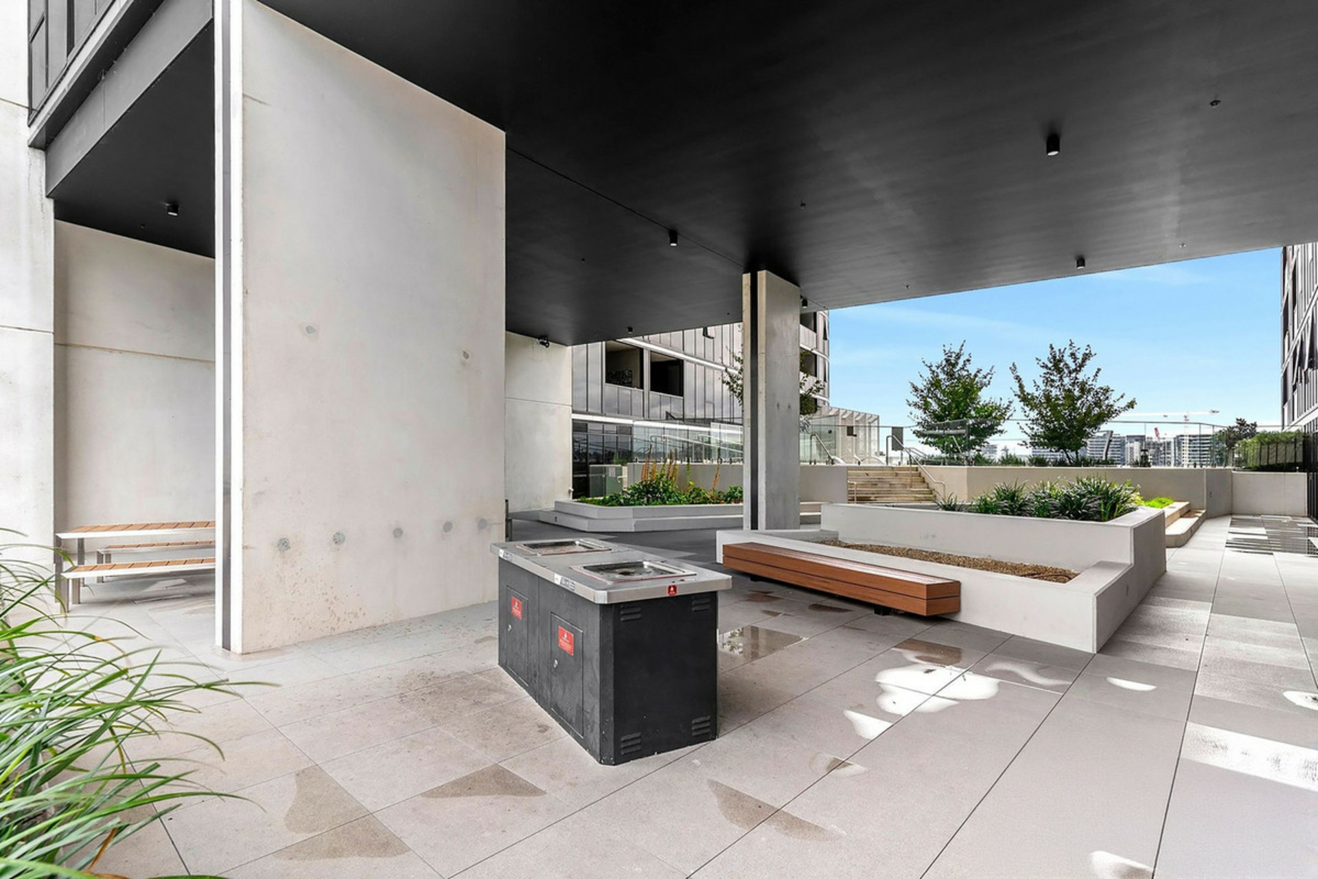 709/15 Bowes Street — photo 18 of 22