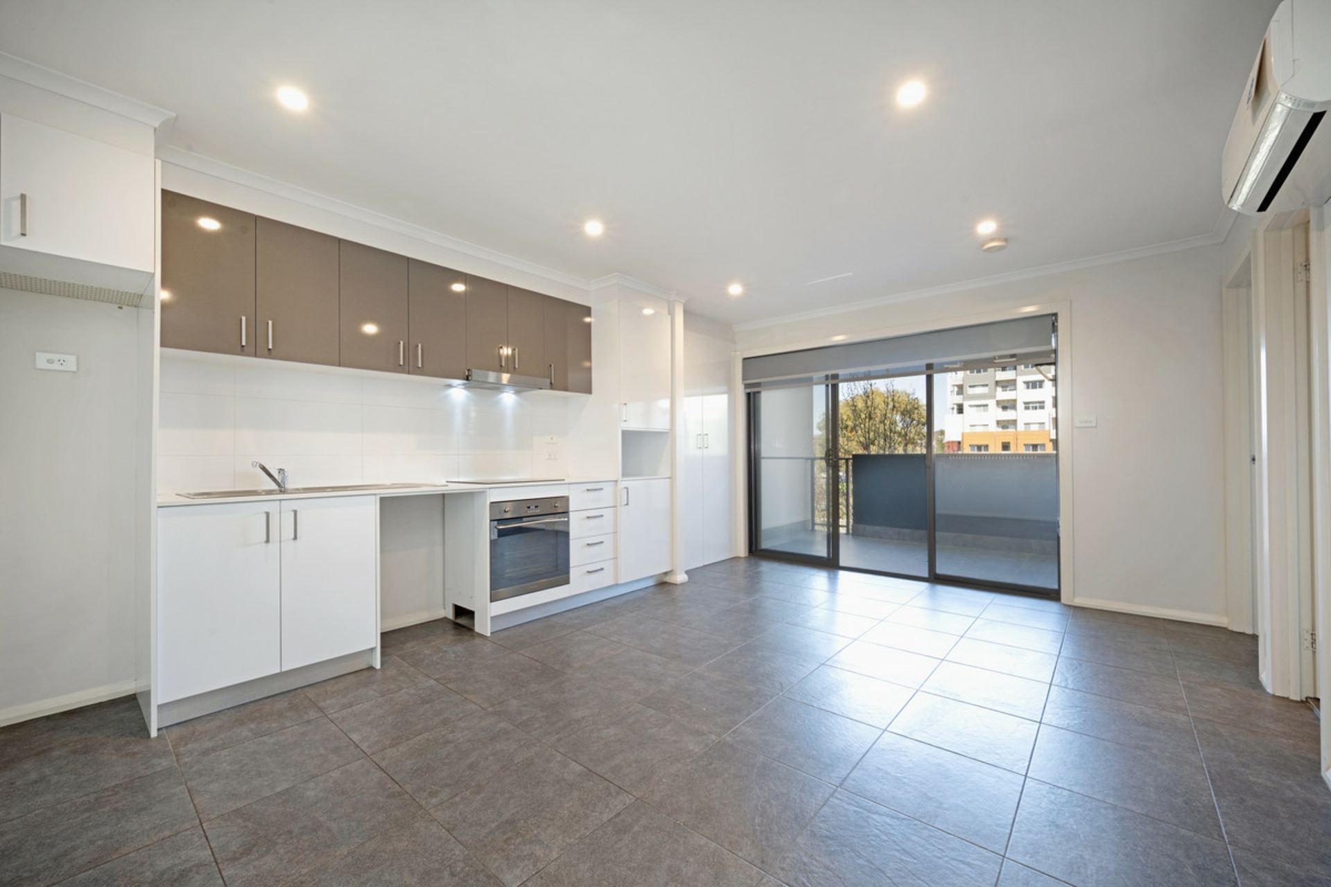 23/60 John Gorton Drive — photo from LJ Hooker Woden | Weston