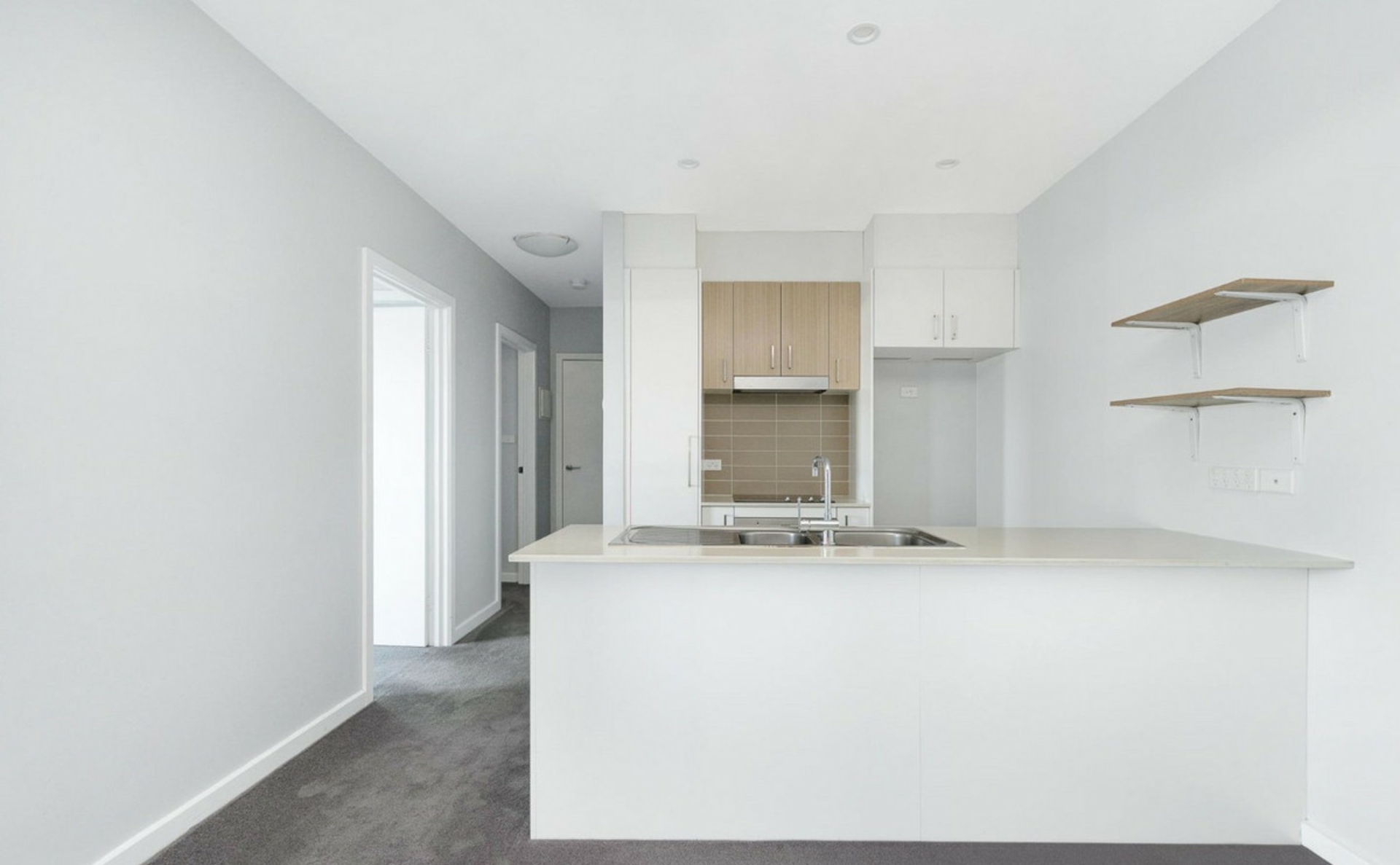 55/41 Clare Burton Crescent — photo 8 of 12