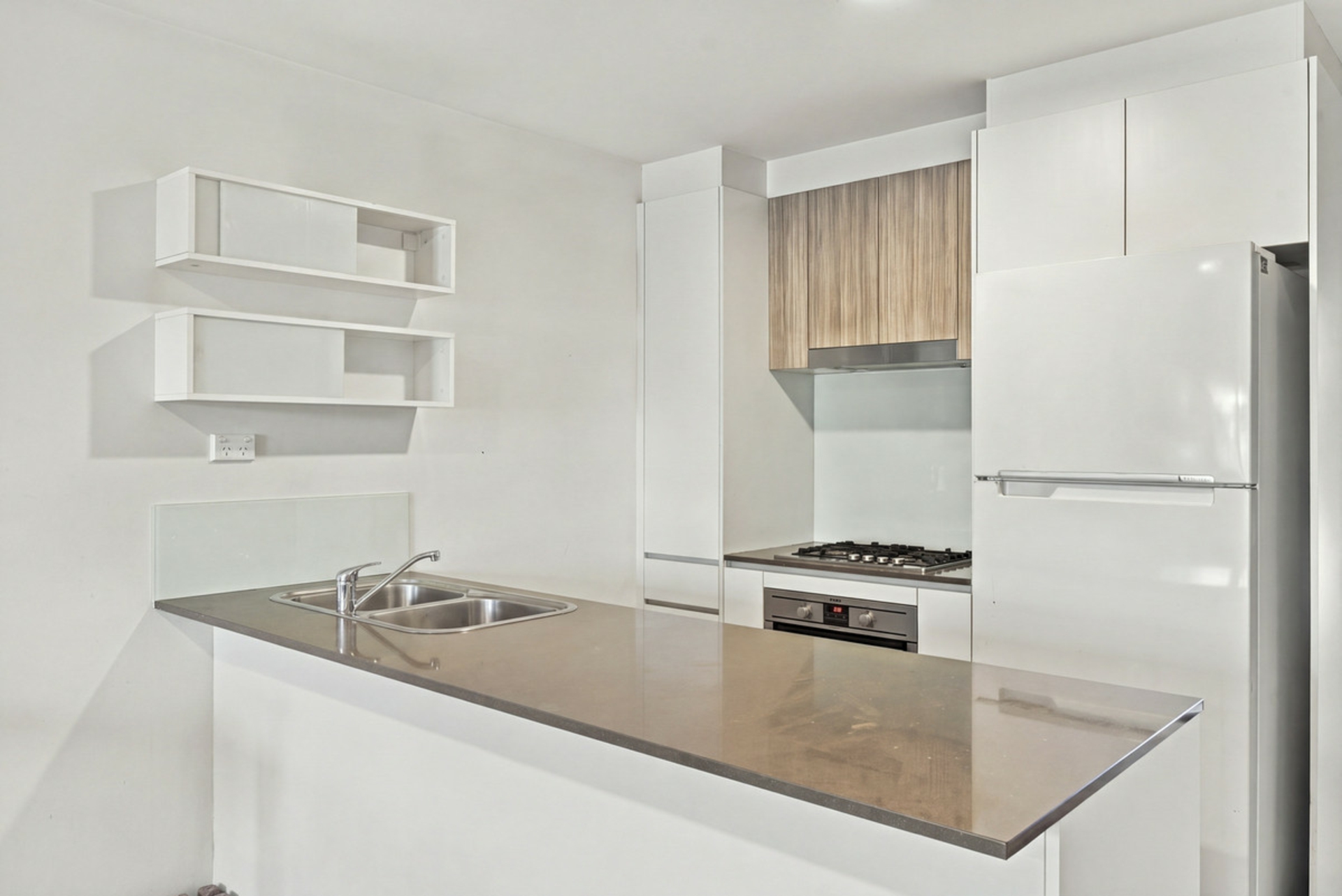 12/41 Pearlman Street — photo 11 of 18