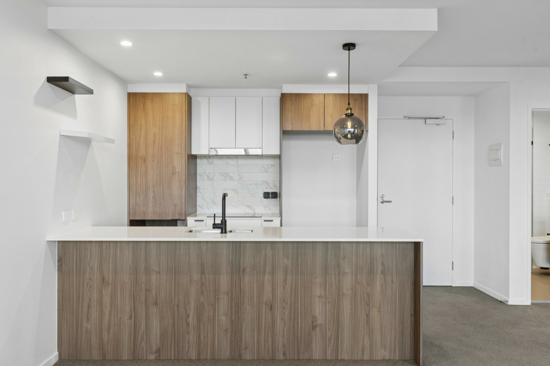 709/15 Bowes Street — photo 4 of 22